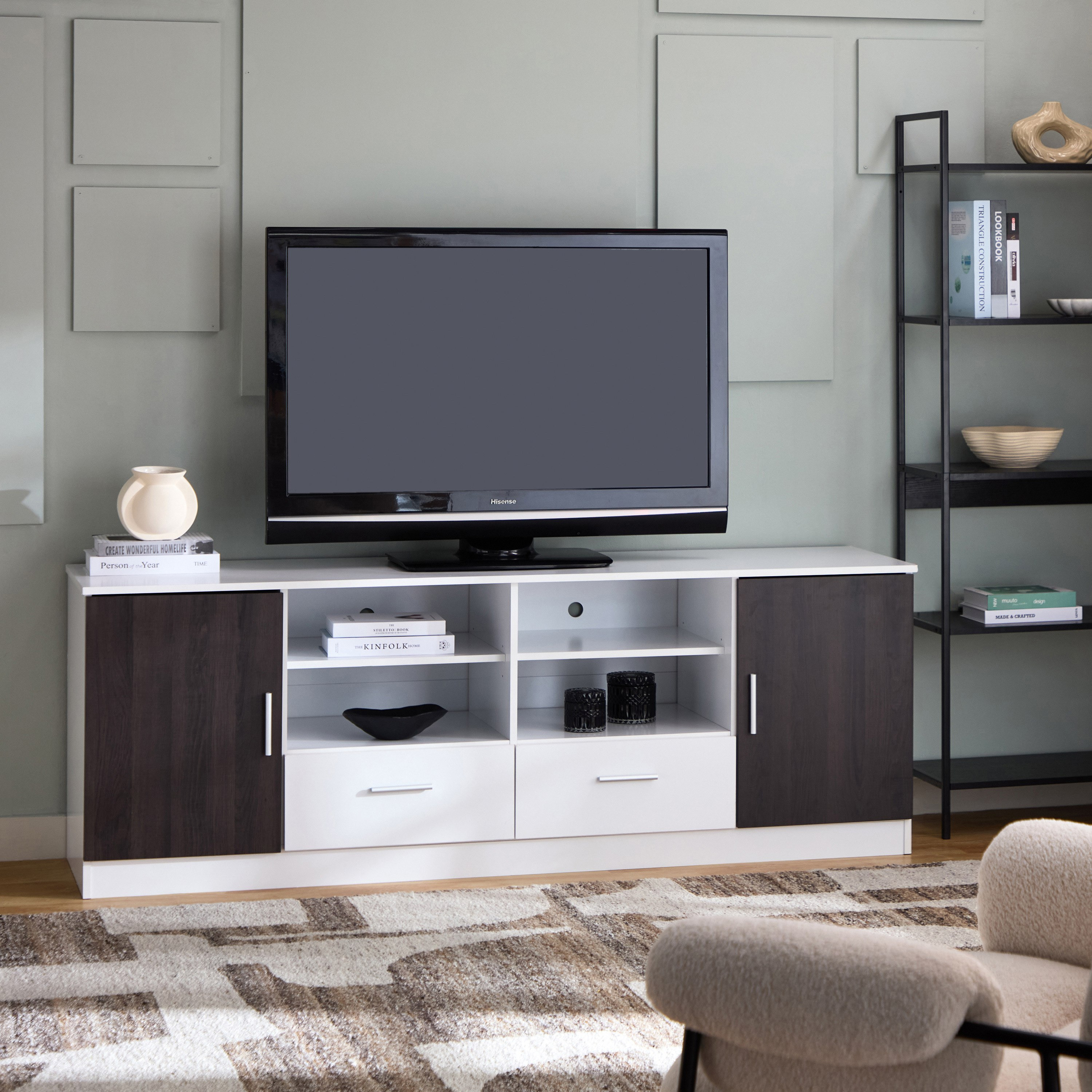 وحدة تلفزيون للأجهزة حتى 75 بوصة من لارسون-hbxlivingroom-mediaunitsandstorage-tvunits-image-13