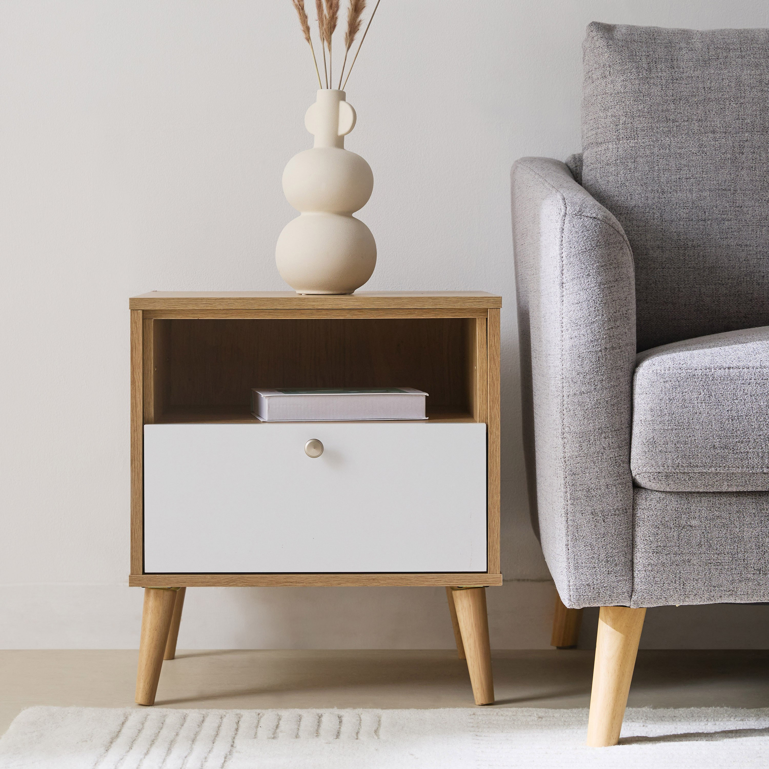 طاولة جانبيّة بدرج من ناتاليا-hbxfurniture-livingroom-endtables-image-2