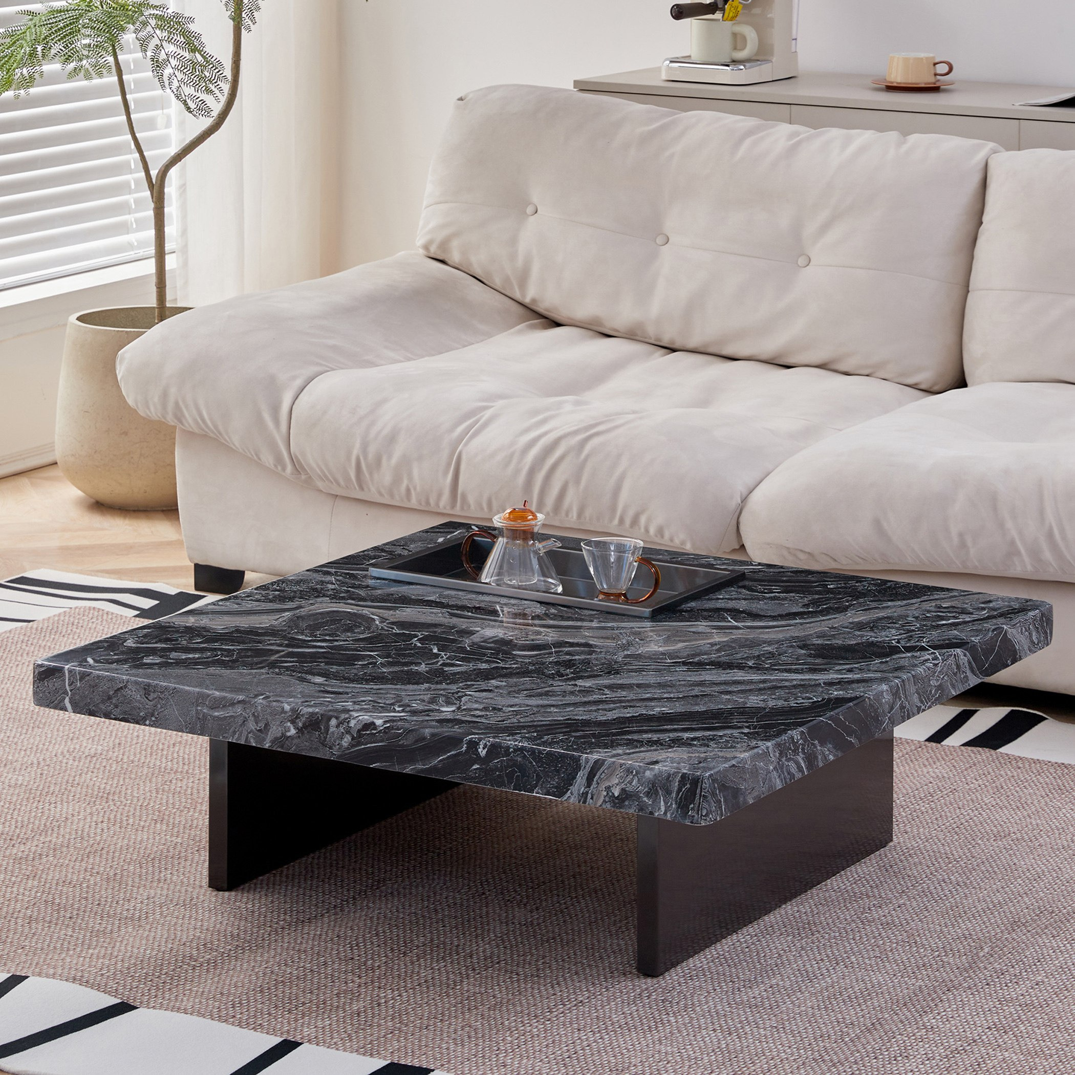 طاولة قهوة بسطح رخام من ليفانتي-hbxlivingroom-tablesandstands-coffeetables-image-1