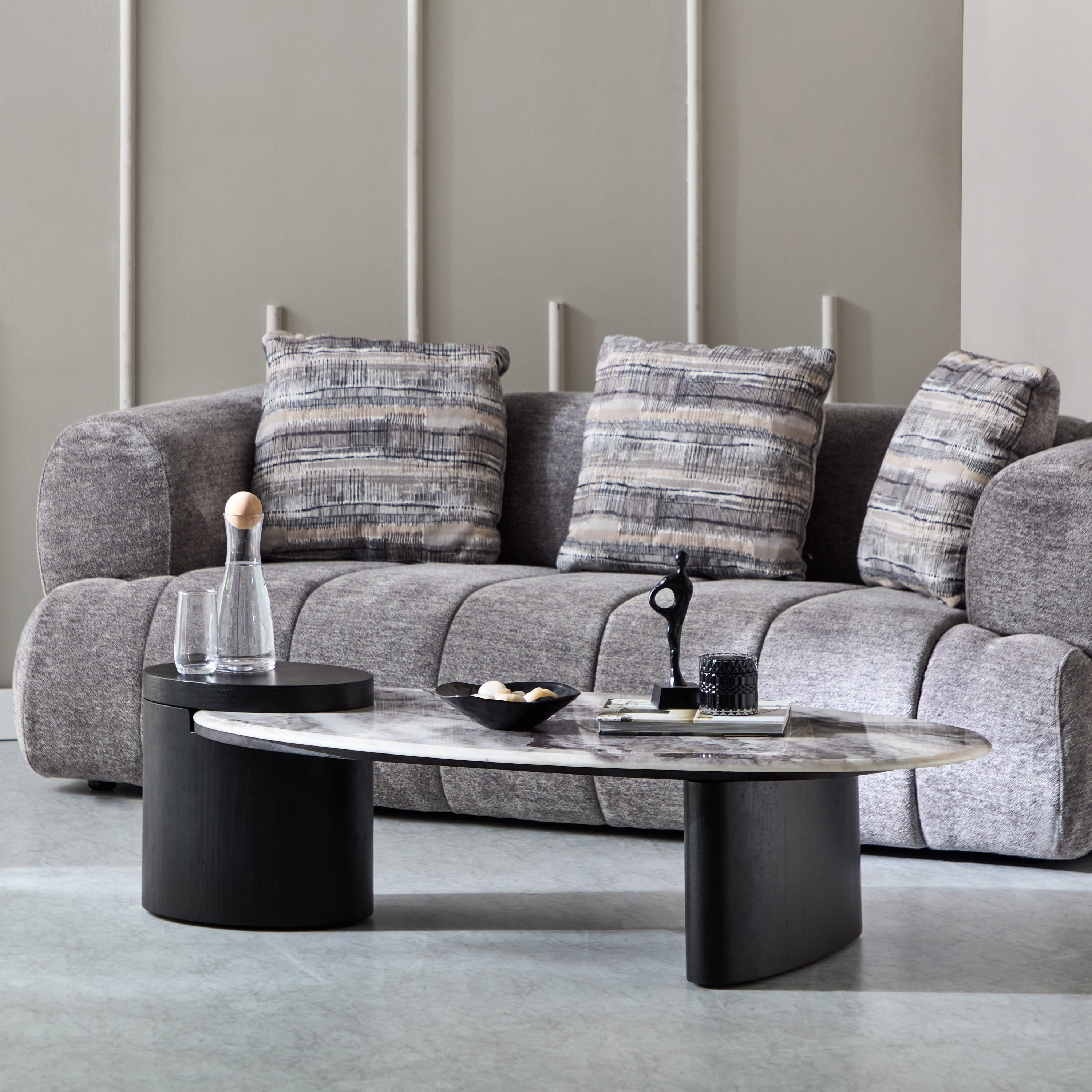 طاولة قهوة بسطح رخام من أفونديل-hbxlivingroom-tablesandstands-coffeetables-image-6