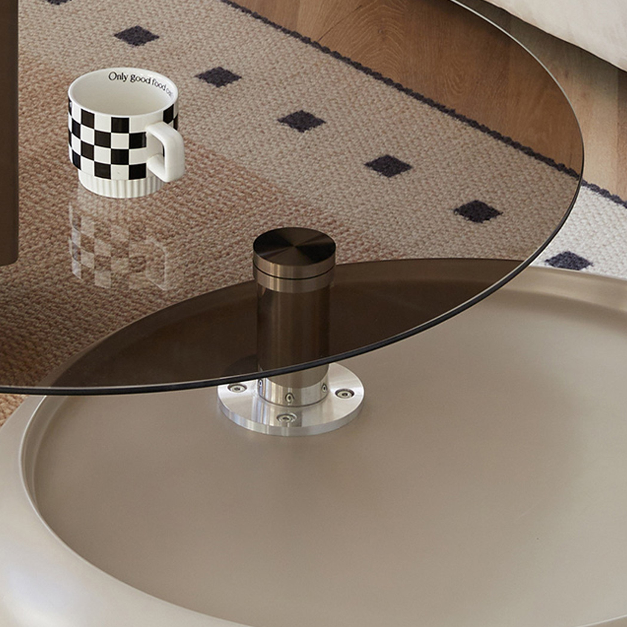 طاولة قهوة بسطح زجاج من بلاش-hbxlivingroom-tablesandstands-coffeetables-image-7