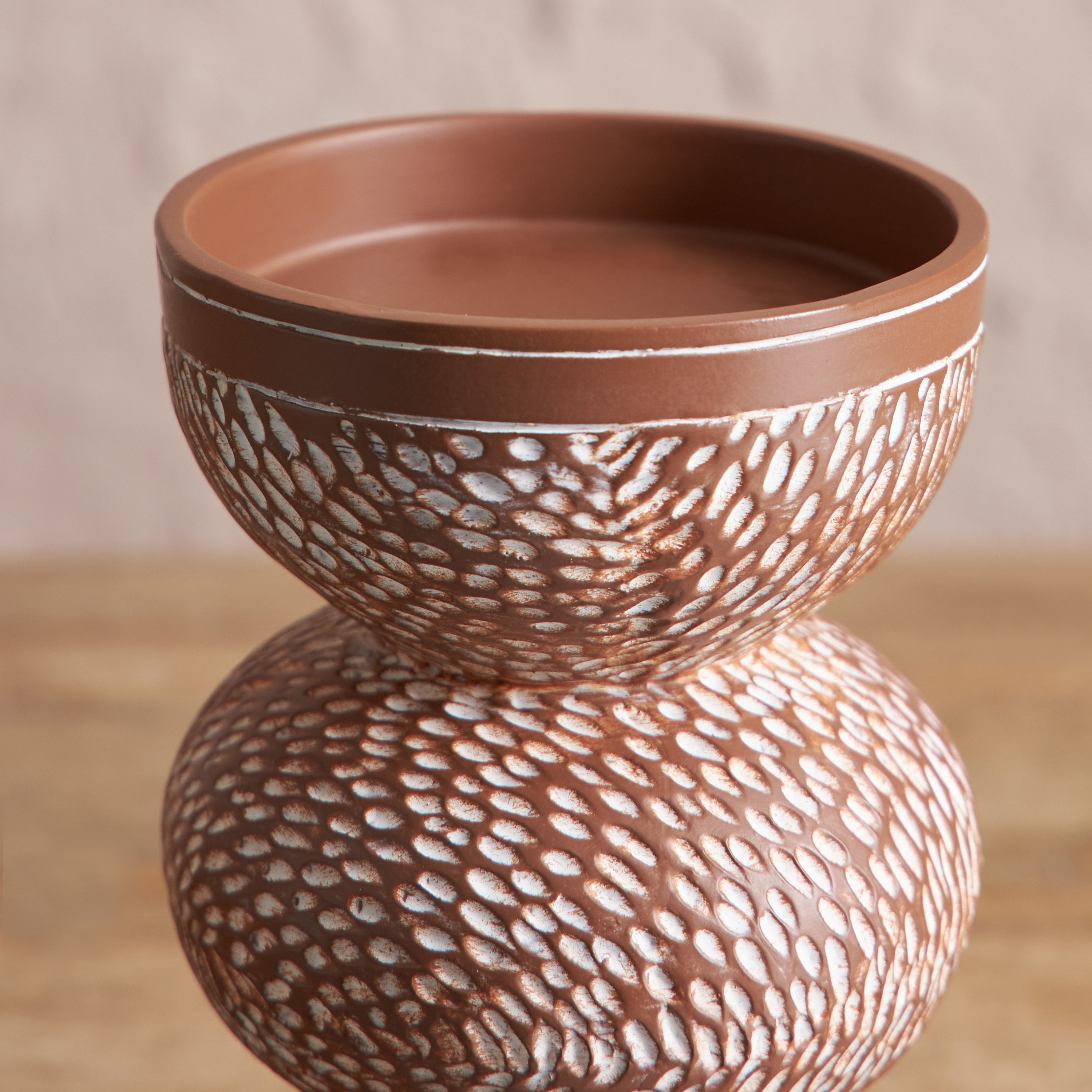 حامل شموع بجوز الهند من ريك - 9x9x15 سم-hbxlivingroom-decorandaccessories-candleholders-image-2