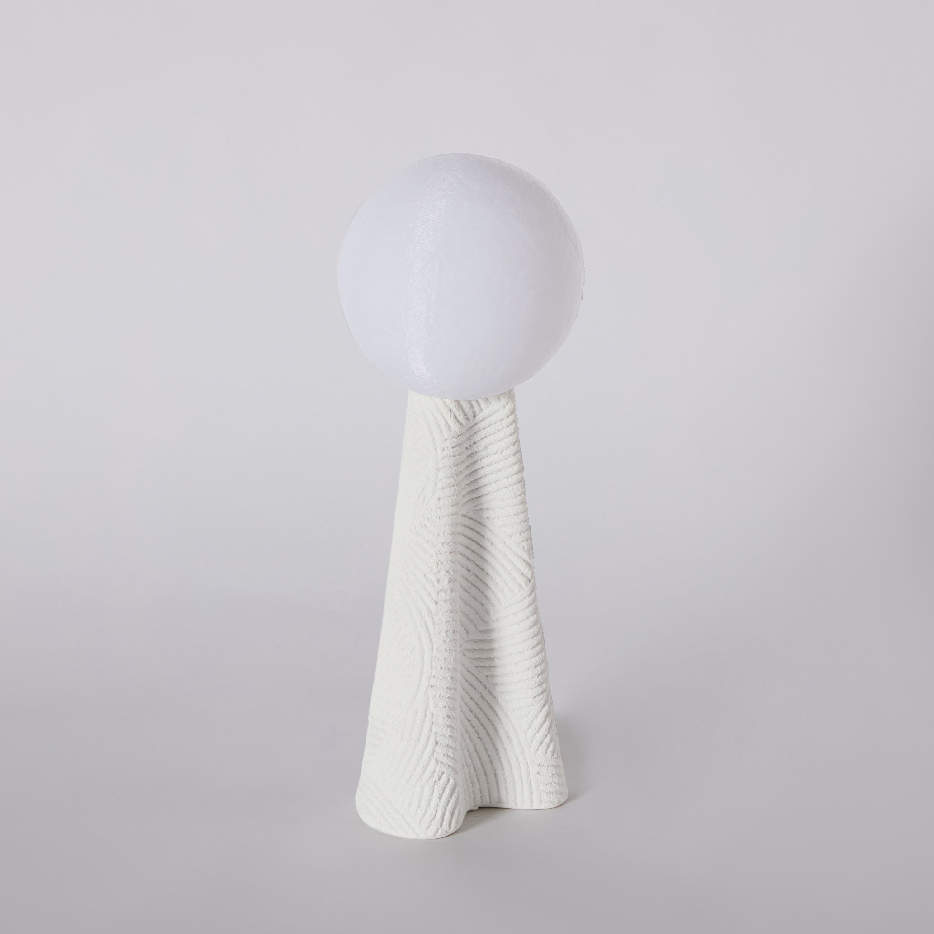 مصباح طاولة يعمل بـ يو إس بي أدلر من ريك - 11x12x30 سم-hbxbedroom-lighting-tablelamps-image-5