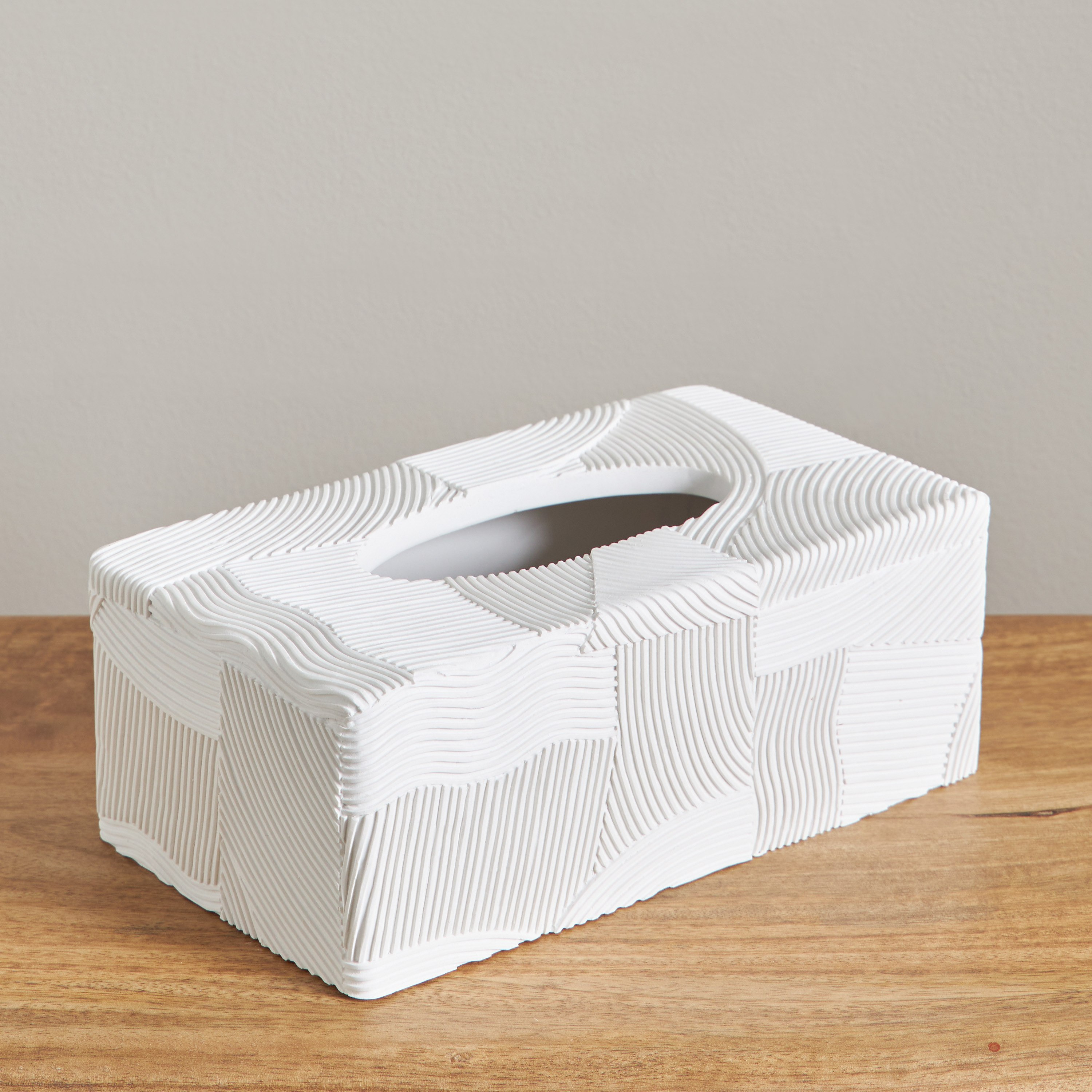 Ric Tissue Holder - 27x11x15 cm-hbxdecorandfurnishings-homeaccessories-novelties-image-2