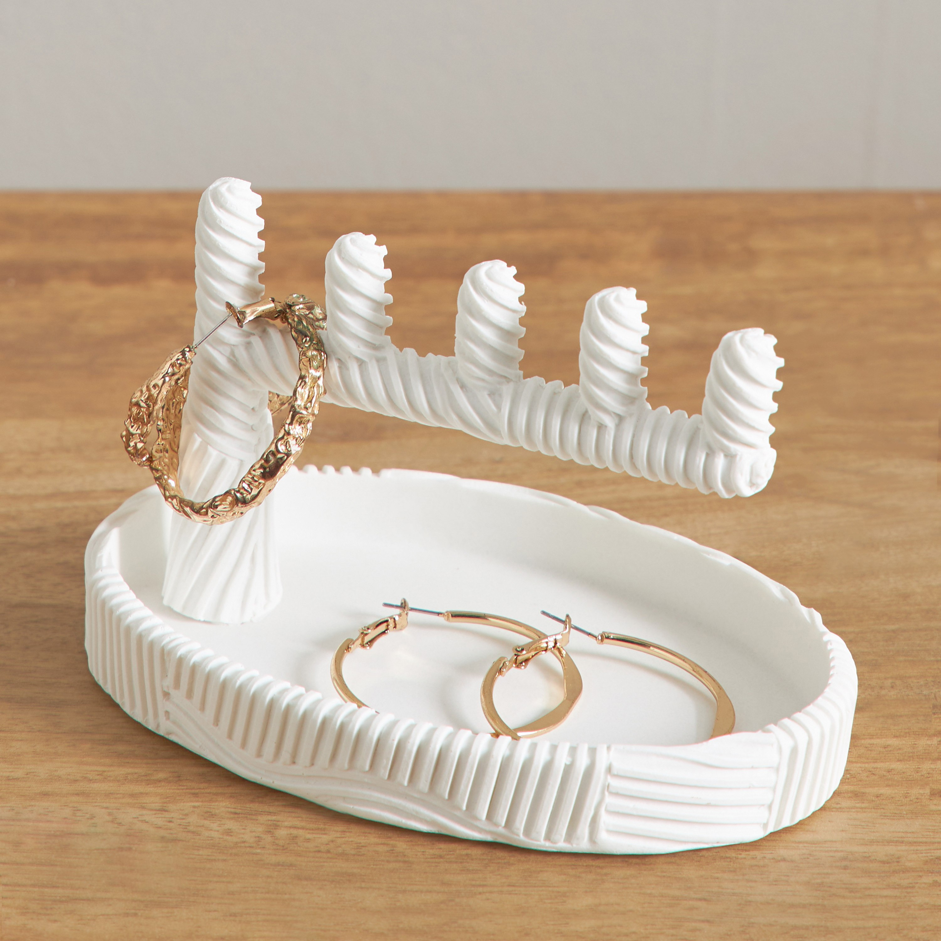 حامل مجوهرات من ريك - 12x8x8.5 سم-hbxbedroom-bedroomaccessories-jewelleryboxesandholders-image-1