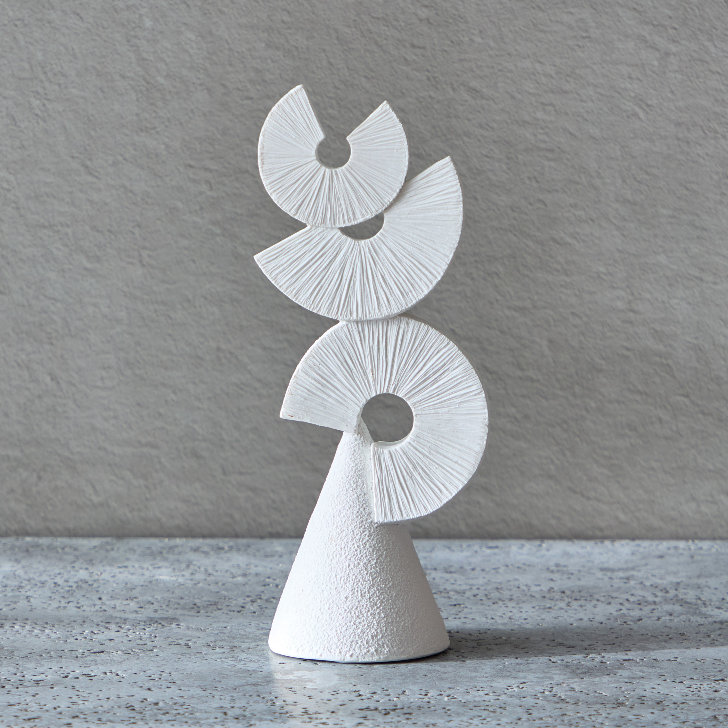 قطعة ديكور من ريك جلام جاليري - 10.5x9.5x25 سم-hbxhomeware-homedecor-figurinesandornaments-image-1
