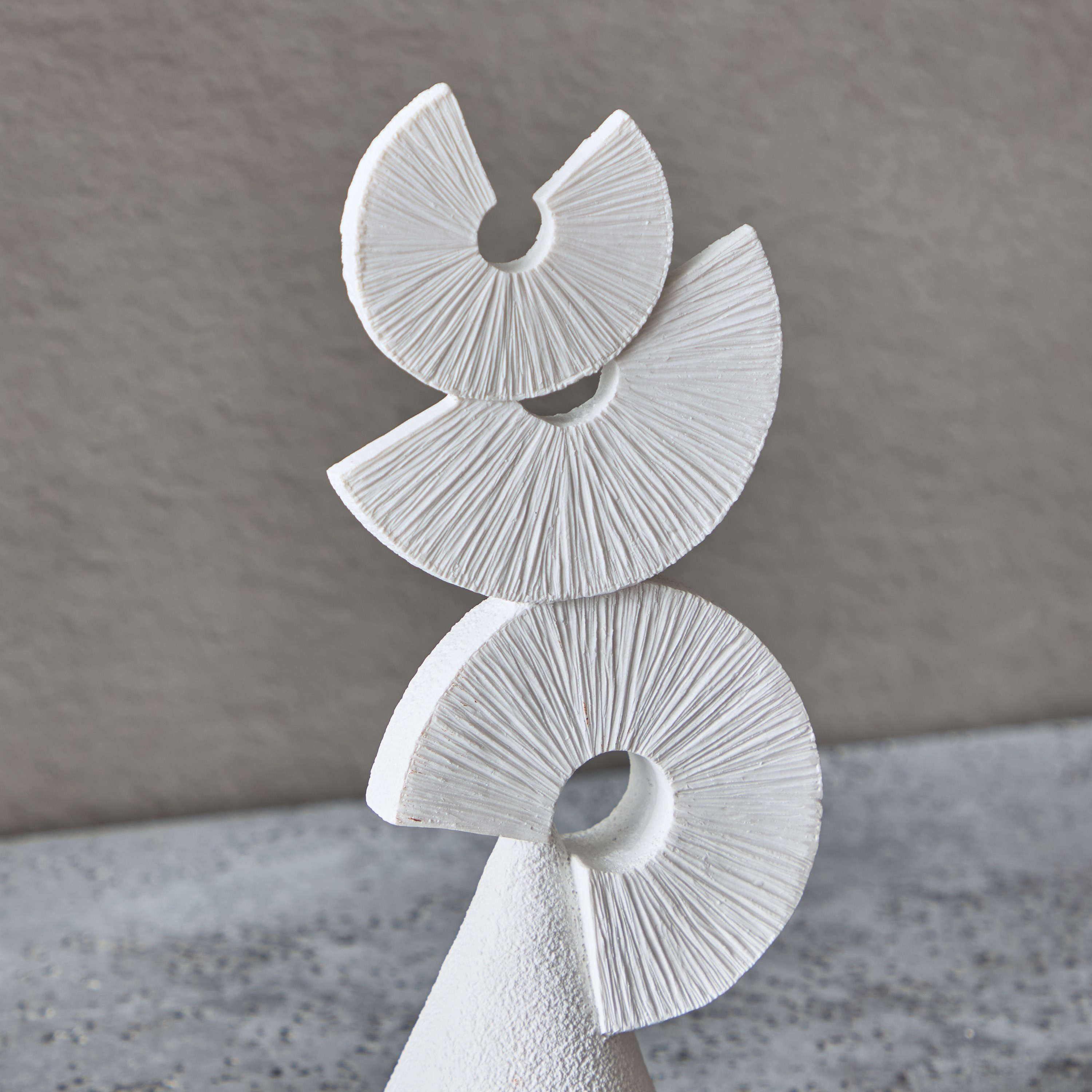 قطعة ديكور من ريك جلام جاليري - 10.5x9.5x25 سم-hbxhomeware-homedecor-figurinesandornaments-image-2
