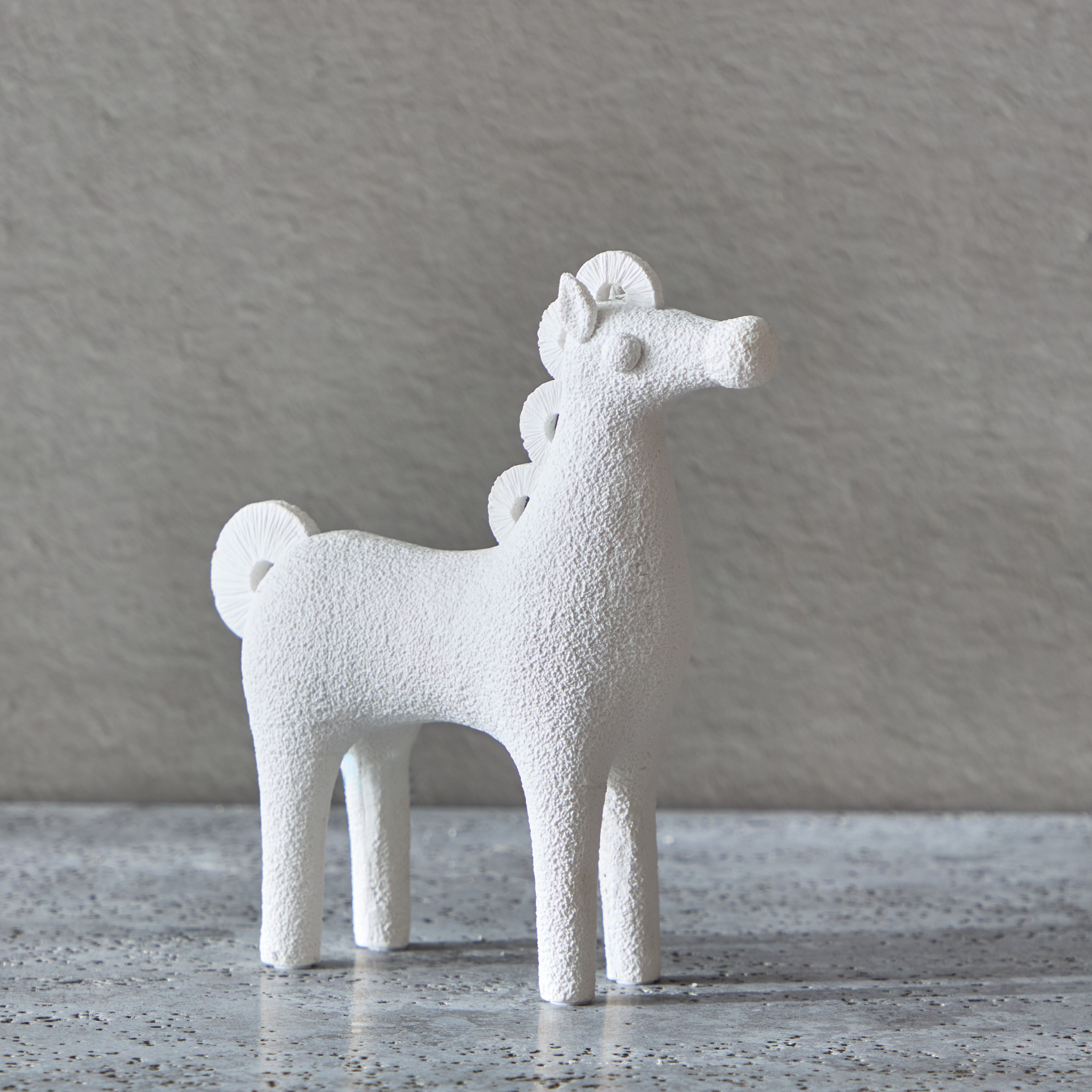 حصان جلام جاليري من ريك - 18x6x19 سم-hbxhomeware-homedecor-figurinesandornaments-image-1