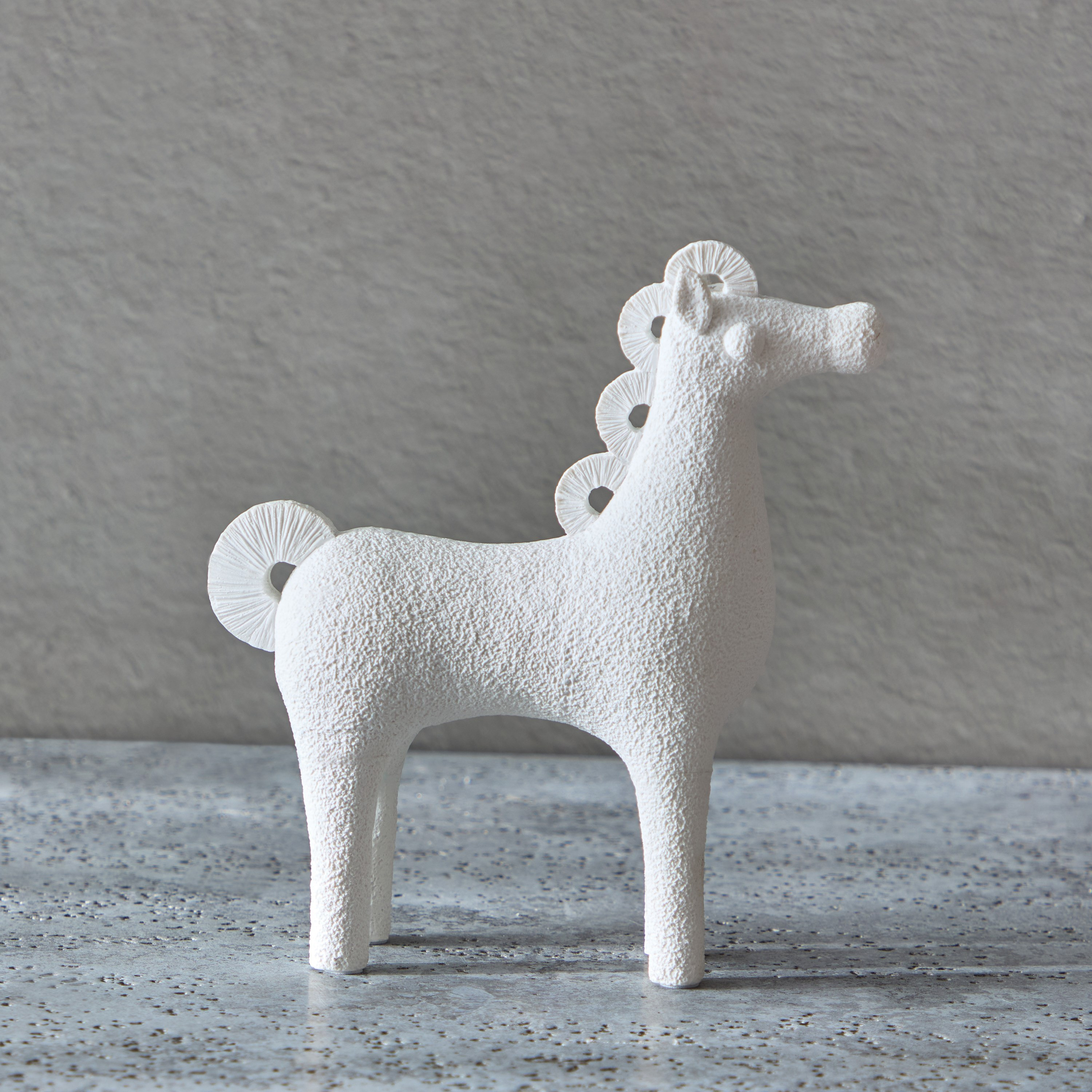 حصان جلام جاليري من ريك - 18x6x19 سم-hbxhomeware-homedecor-figurinesandornaments-image-2