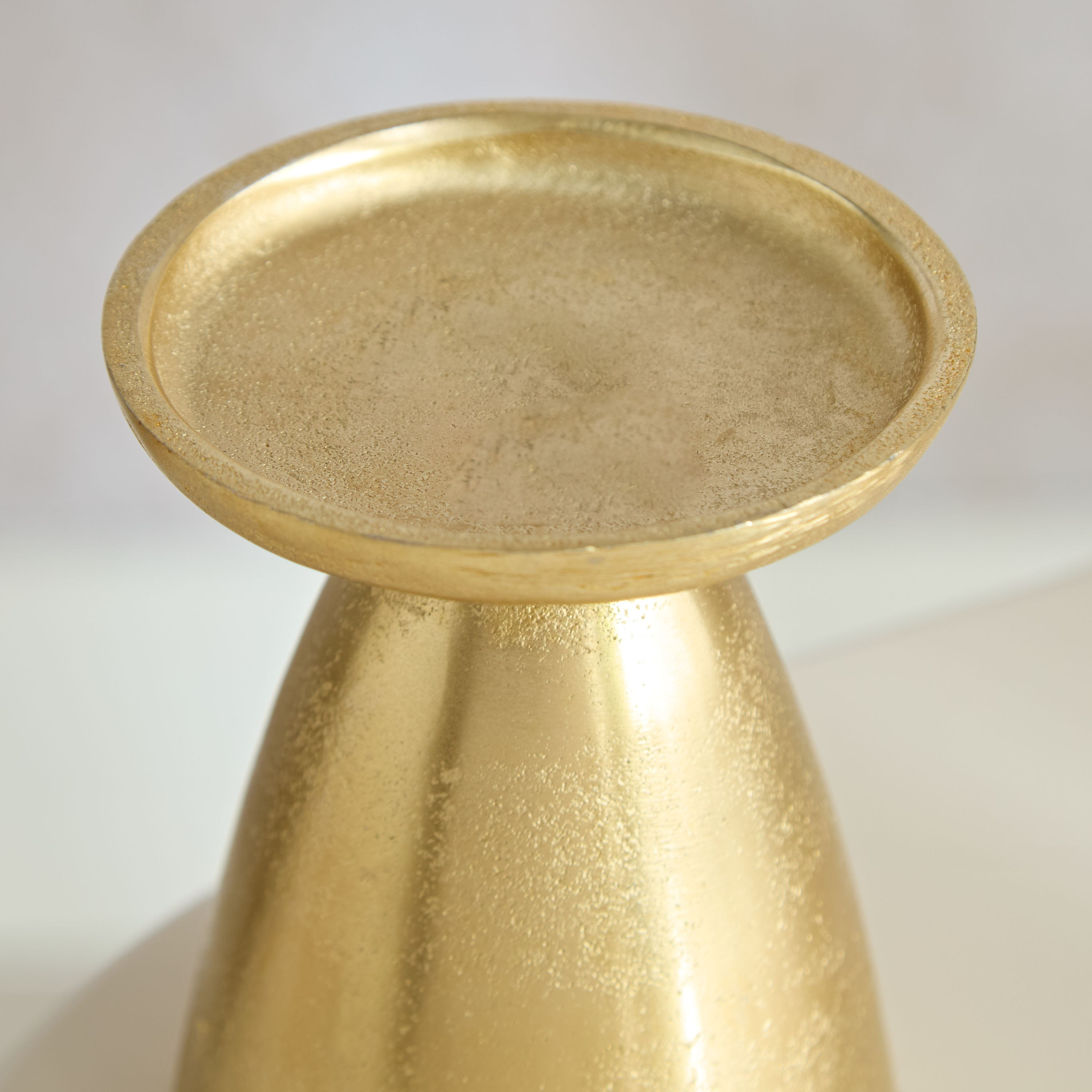 حامل شموع عمودية ألومنيوم من ريك - 8x8x9 سم-hbxhomeware-homedecor-candleholdersandlanterns-image-3