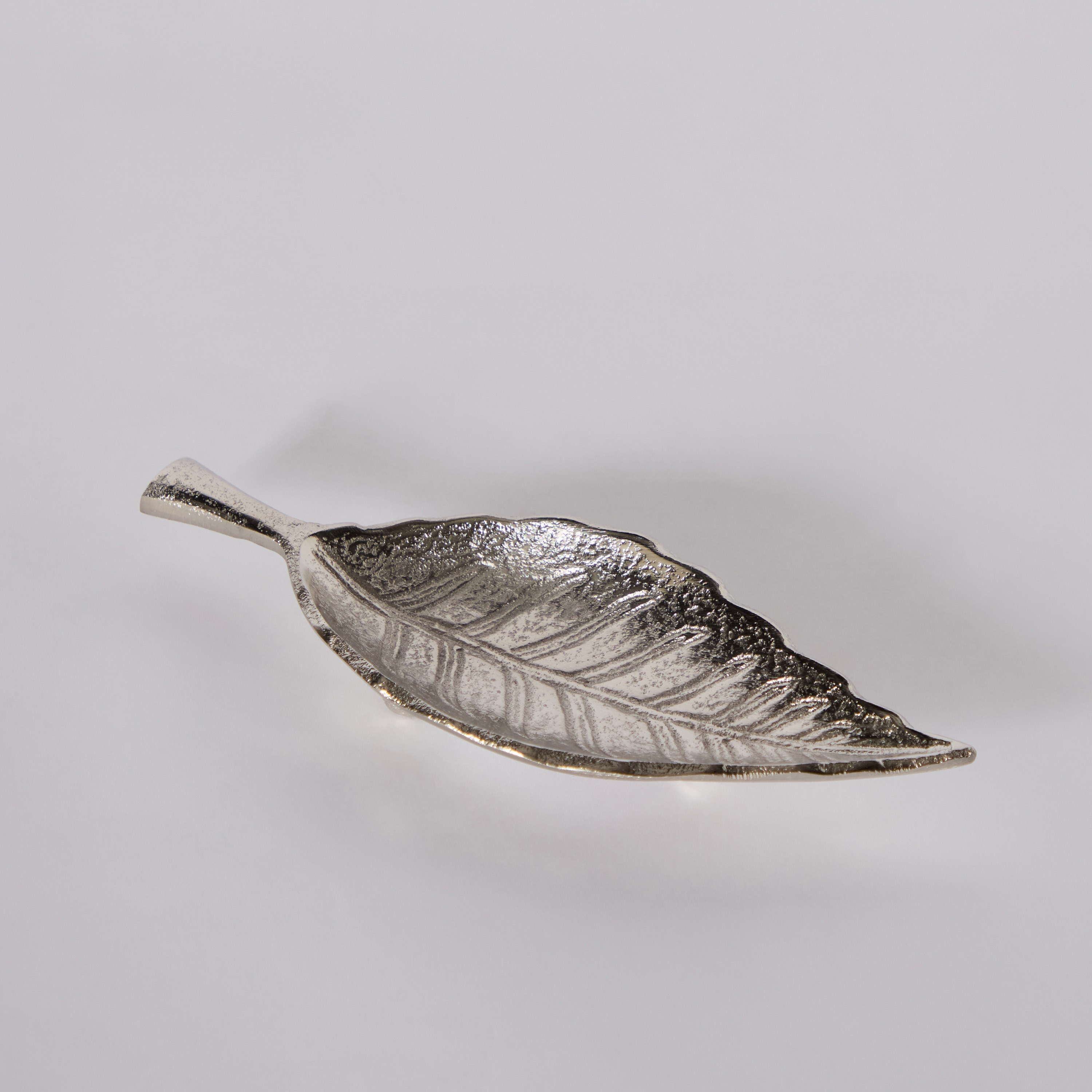 صحن ديكور ألومنيوم من ريك - 20x8x2 سم-hbxhomeware-hbxdecorandfurnishings-image-5