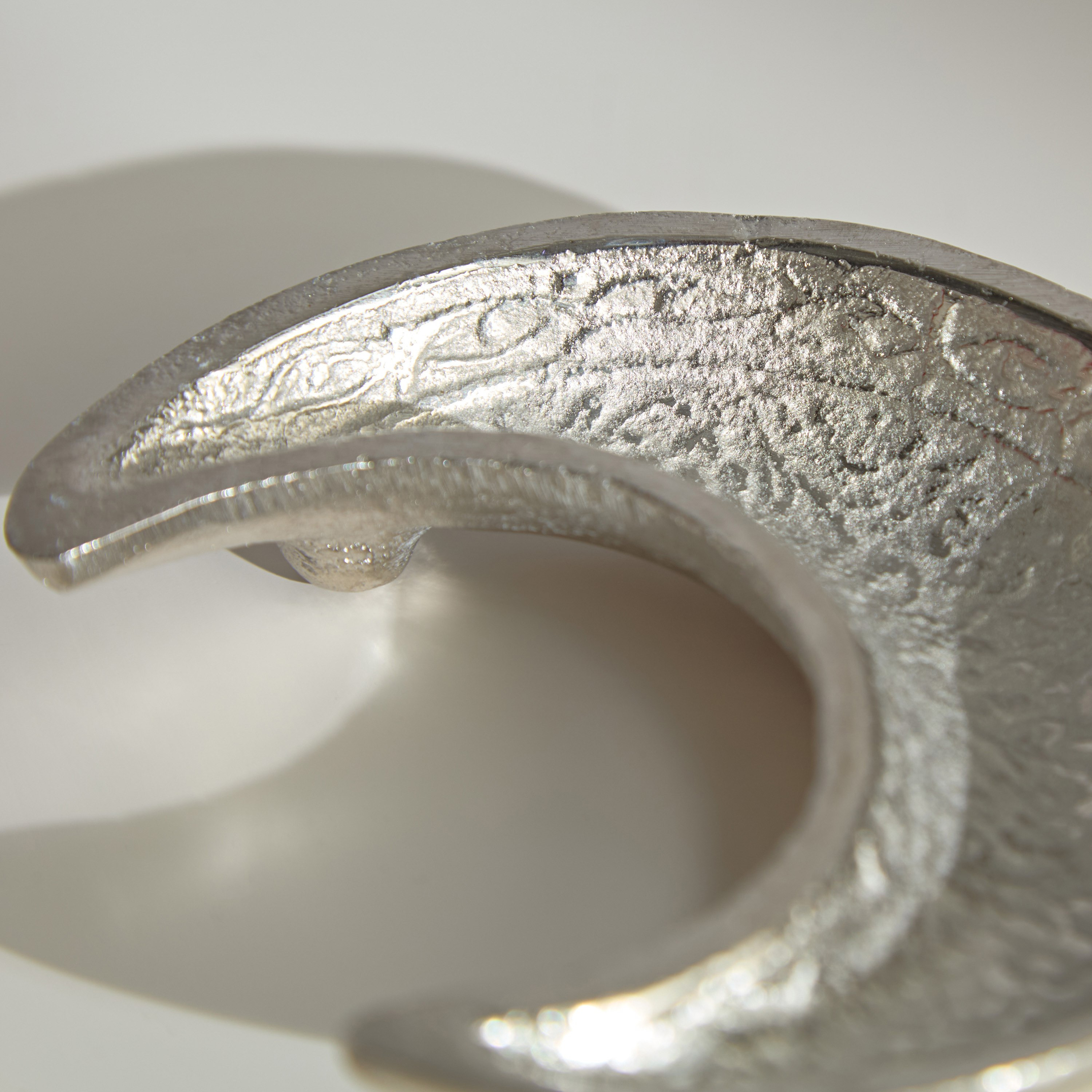 صحن ديكور ألومنيوم من ريك - 10x9x2 سم-hbxhomeware-hbxdecorandfurnishings-image-3