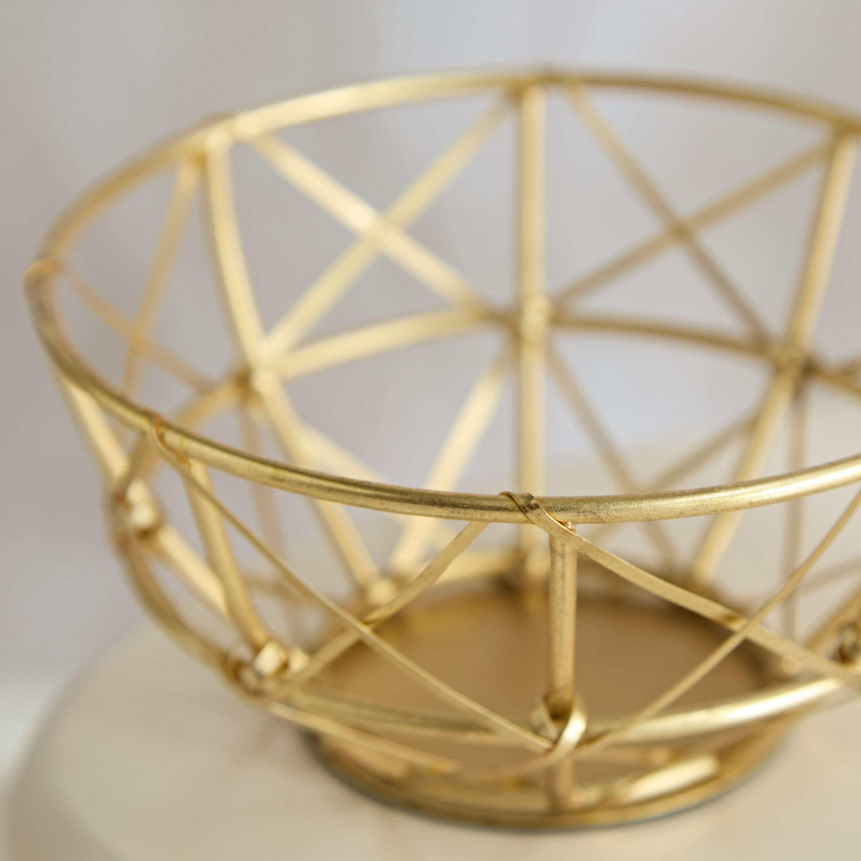 سلة ديكور معدن من ريك - 13x13x7 سم-hbxdecorandfurnishings-homeaccessories-bowls-image-3