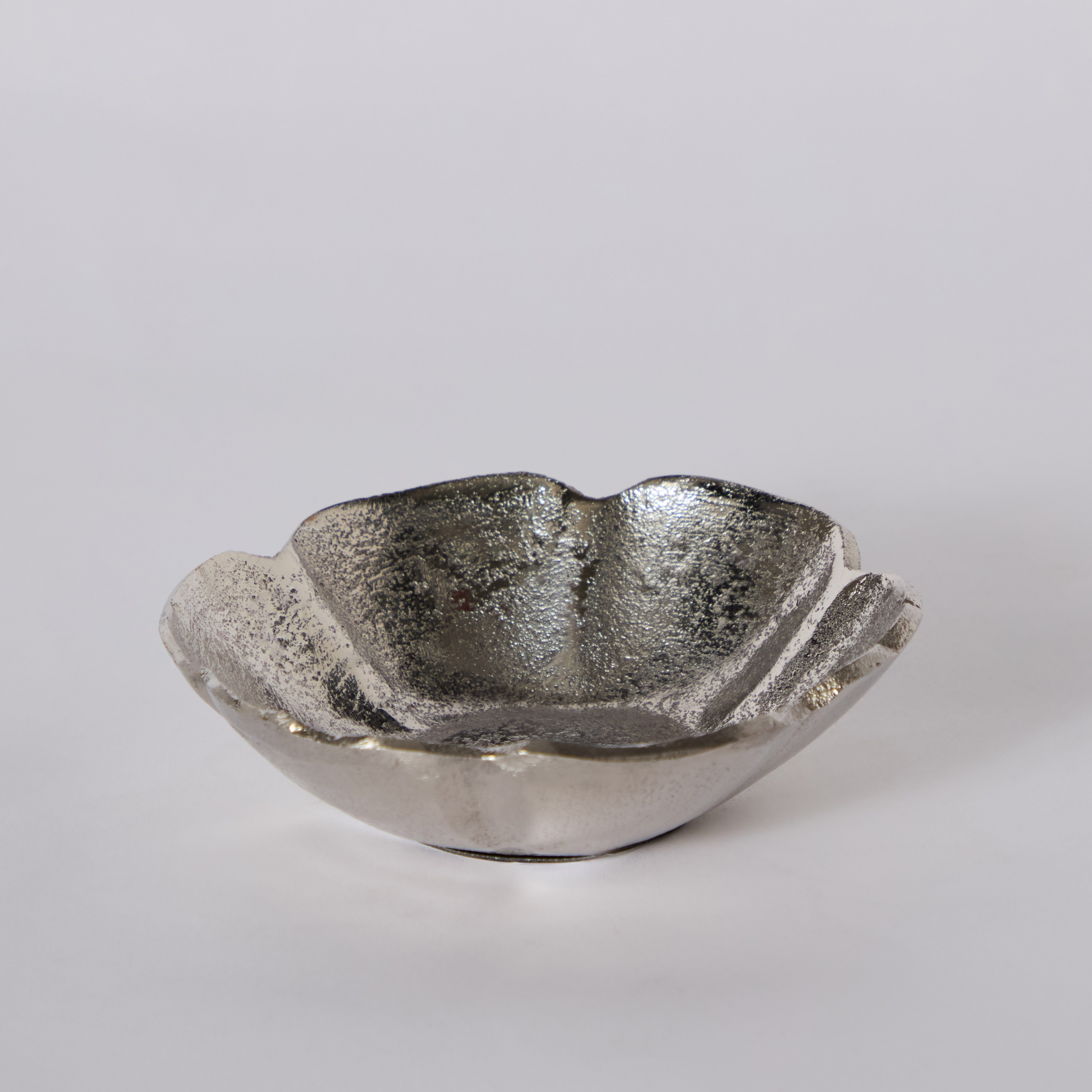 وعاء ديكور ألومنيوم من ريك - 12x12x3 سم-hbxdecorandfurnishings-homeaccessories-bowls-image-5