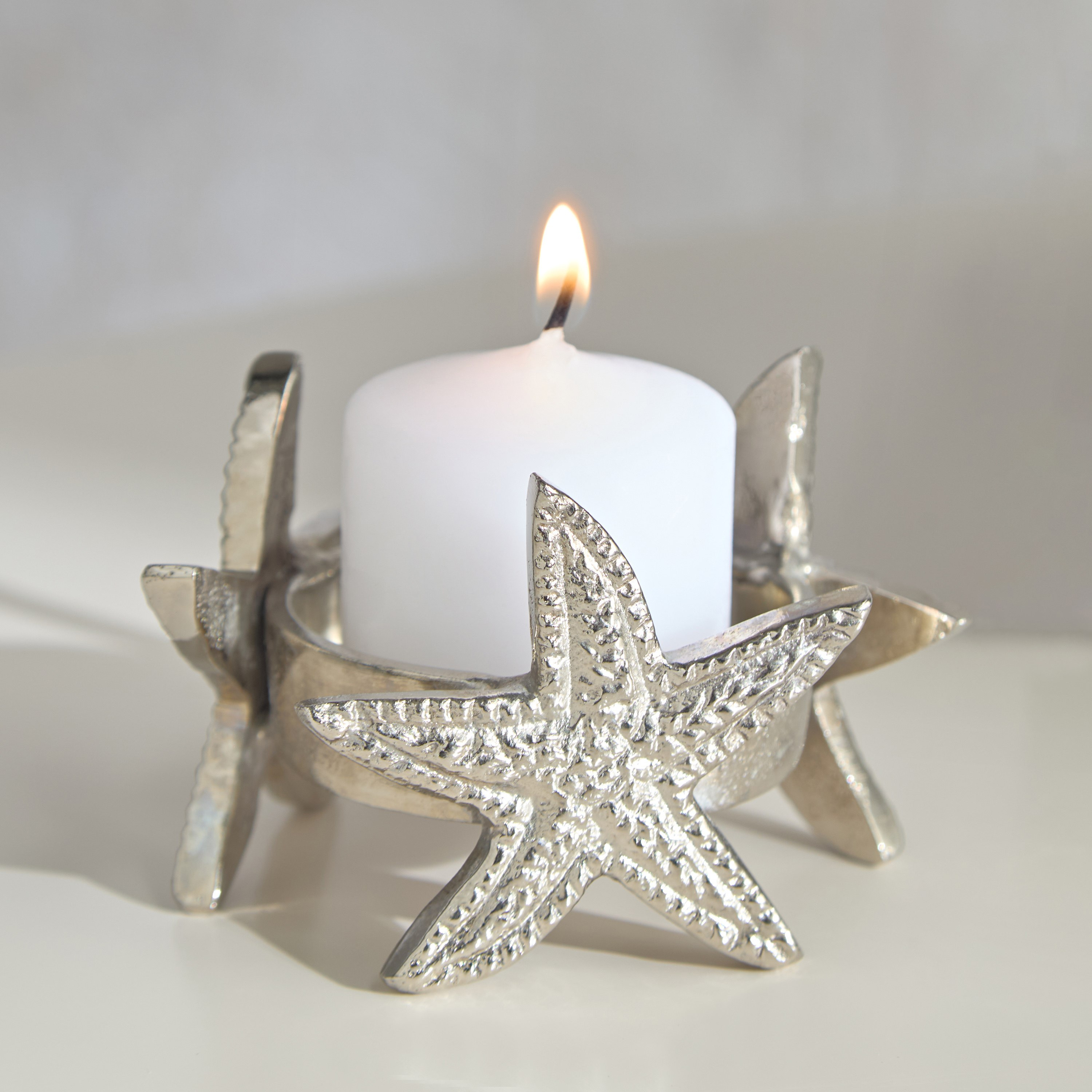 Rick Aluminum Star Tealight Candleholder- 7x7x6 cm-PROMO_HB_AE_B2G2_011025-image-1