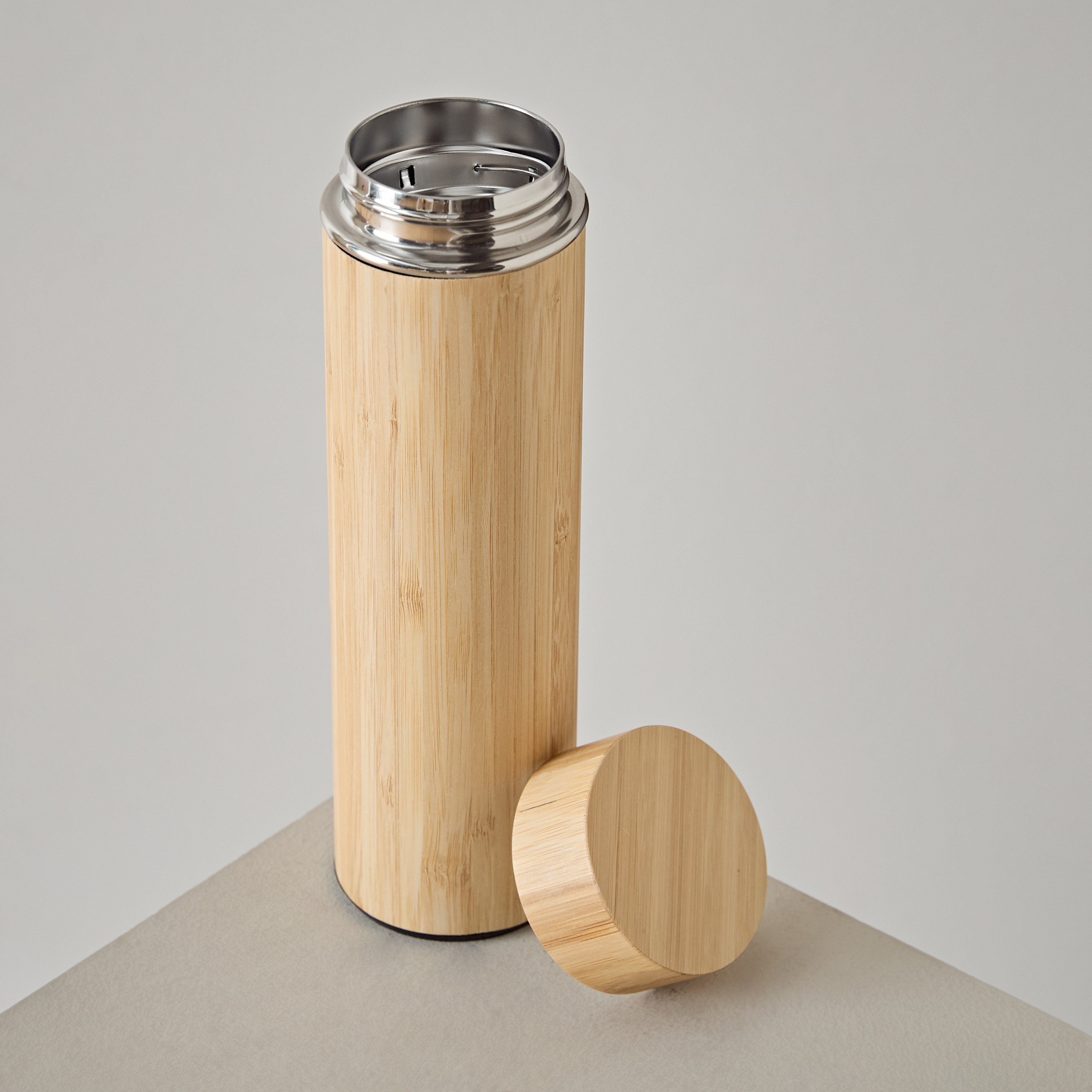 Sylva Steel Hot and Cold Vacuum Flask Bottle - 480 ml-hbxhomeware-hbxkitchen-image-2