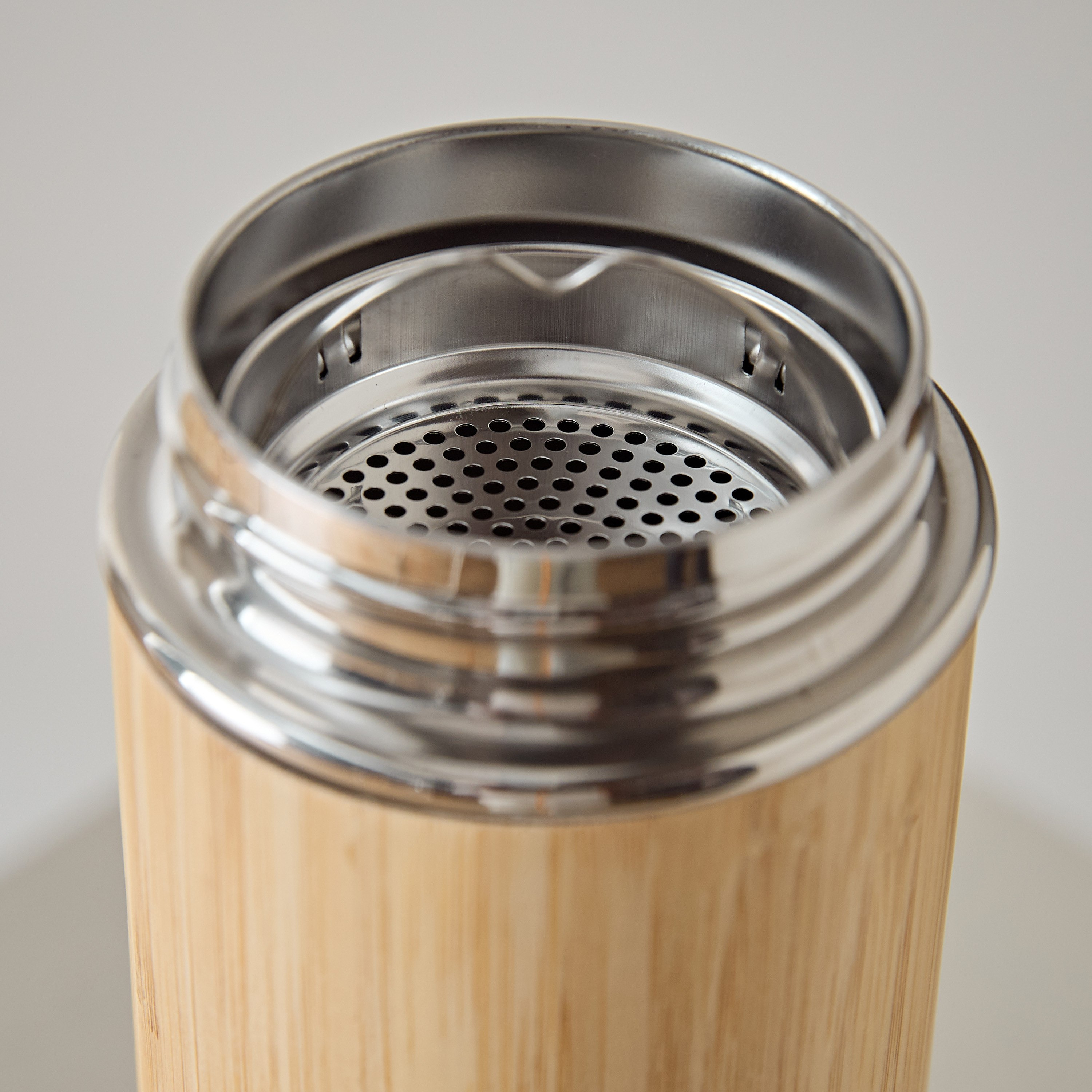 Sylva Steel Hot and Cold Vacuum Flask Bottle - 480 ml-hbxhomeware-hbxkitchen-image-3