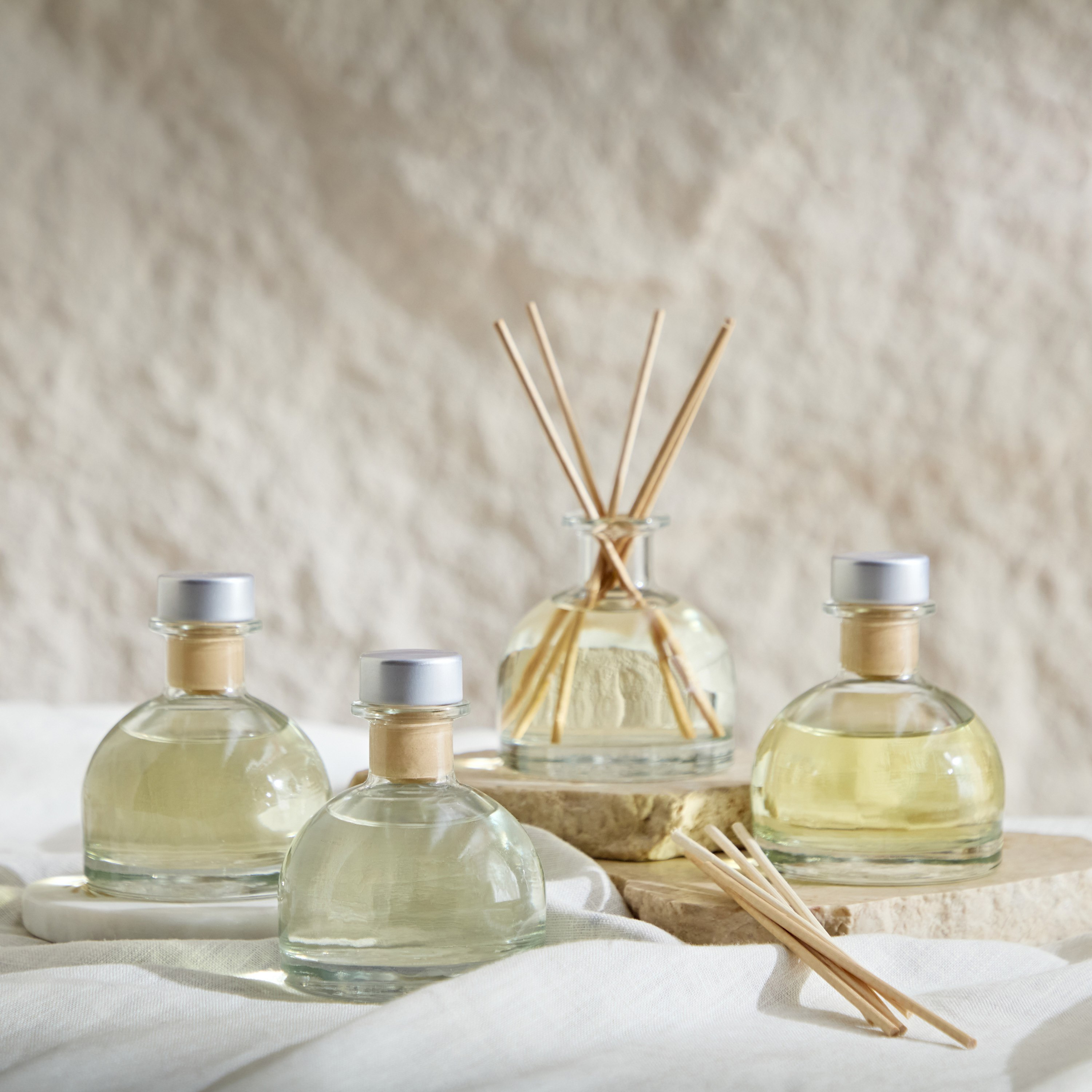 موزع عطور إسباني بأعواد خشبية لوف من رورا - 100 مل-PROMO_HB_AE_B2G2_011025-image-4