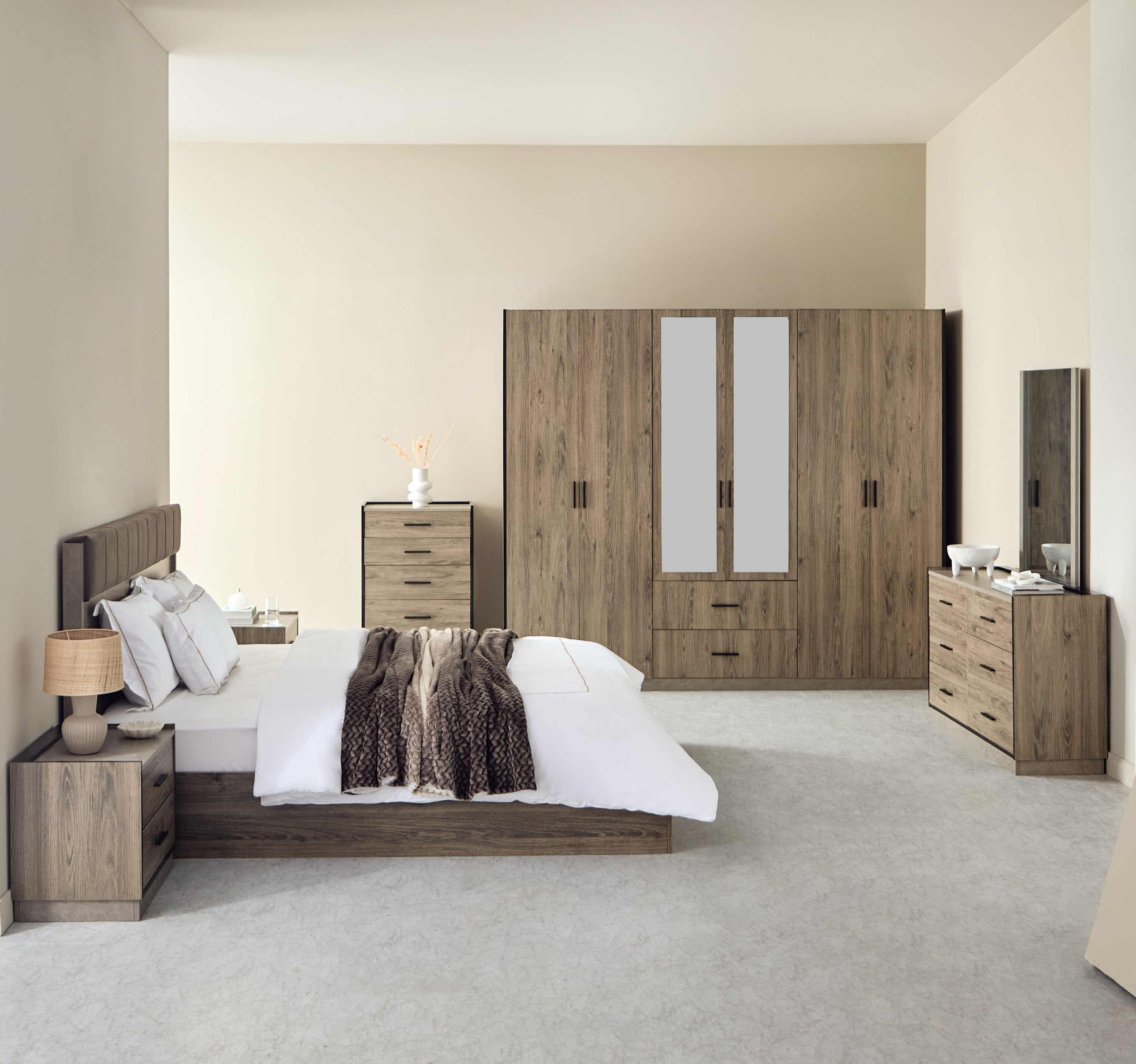 خزانة ملابس 6 أبواب مع درجين ومرآة من أوروبا-hbxfurniture-wardrobes-image-13
