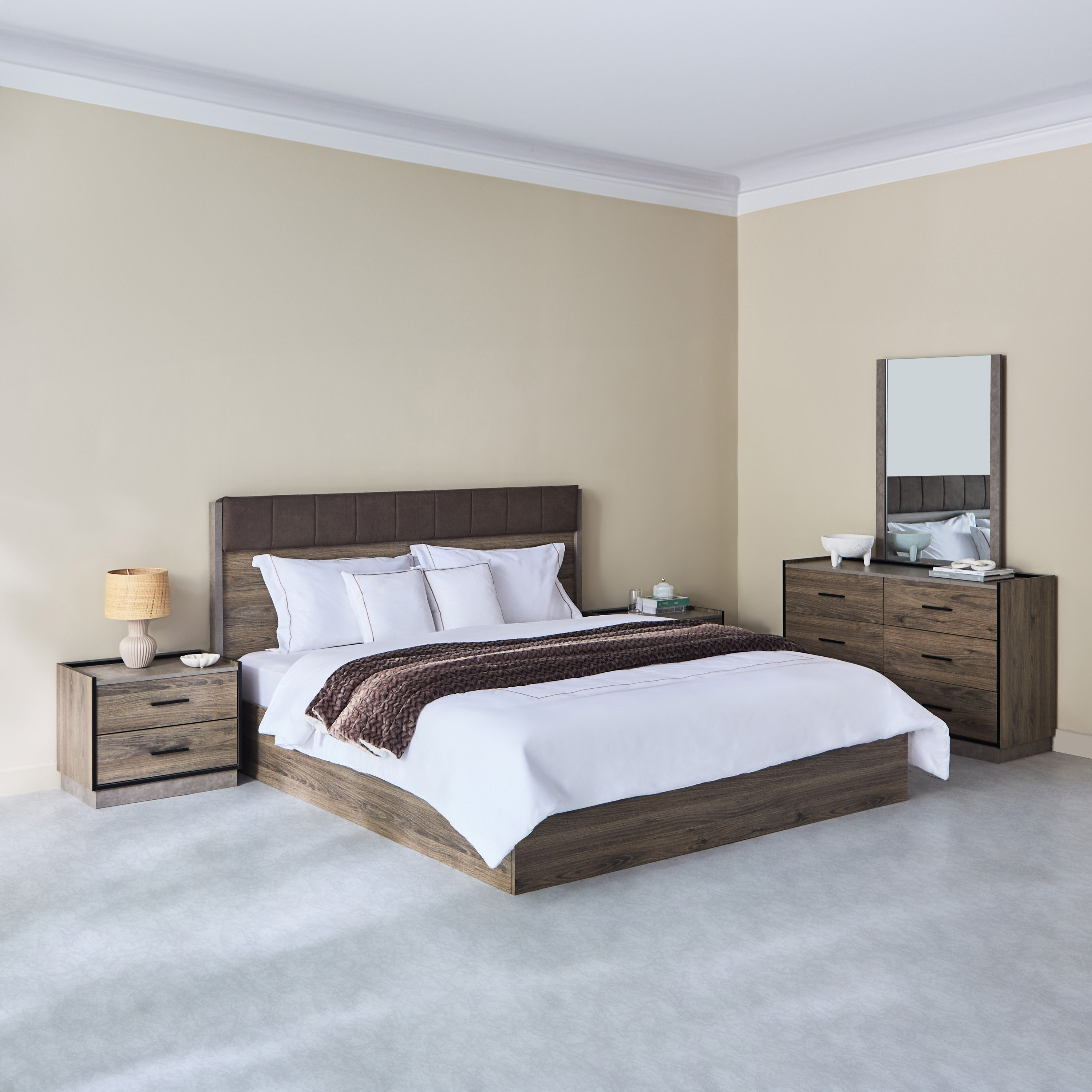 طقم غرفة نوم كينج 5 قطع من أوروبا - 180x200 سم-hbxbedroom-bedsandbedsets-bedroomsets-king-image-1