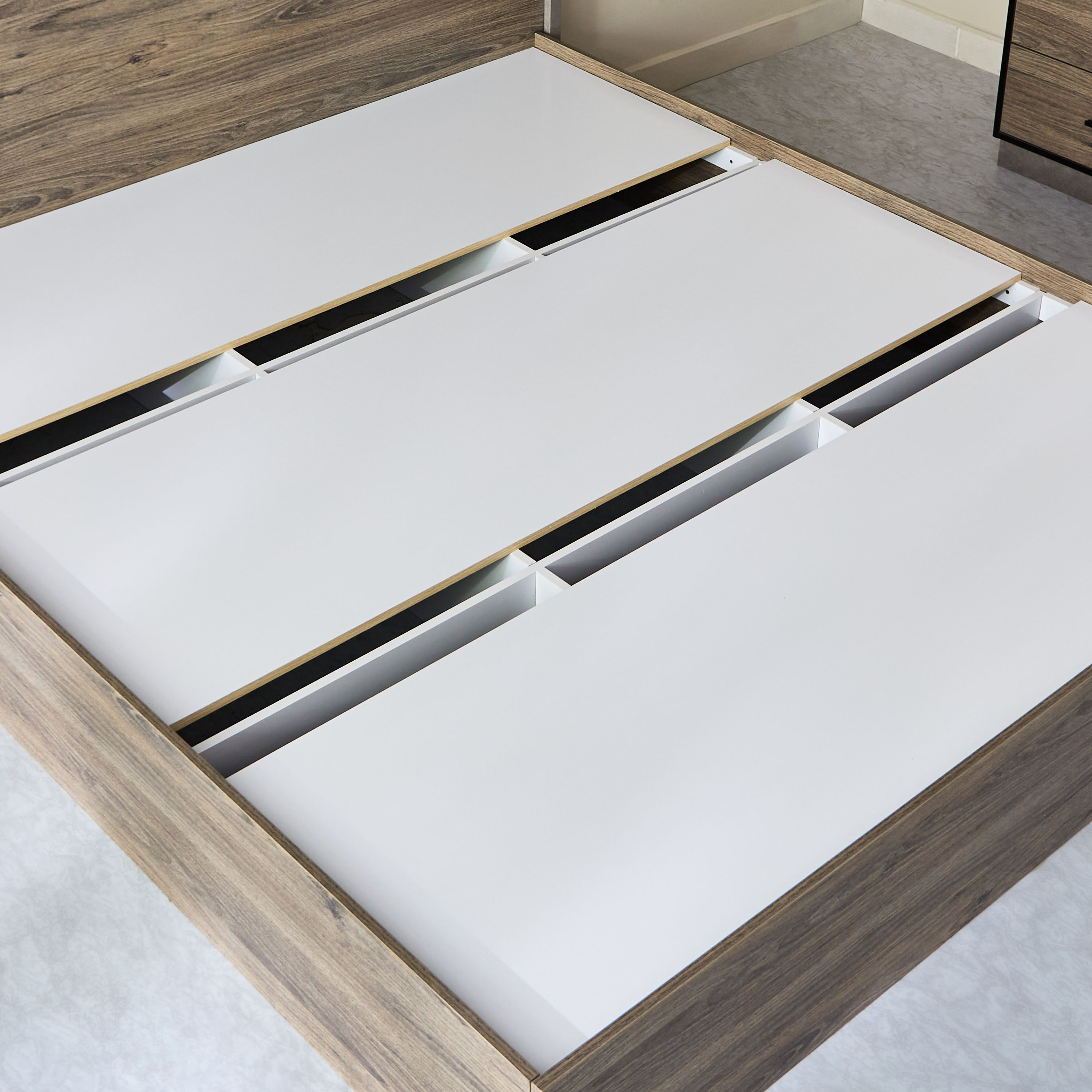 طقم غرفة نوم كينج 5 قطع من أوروبا - 180x200 سم-hbxbedroom-bedsandbedsets-bedroomsets-king-image-13
