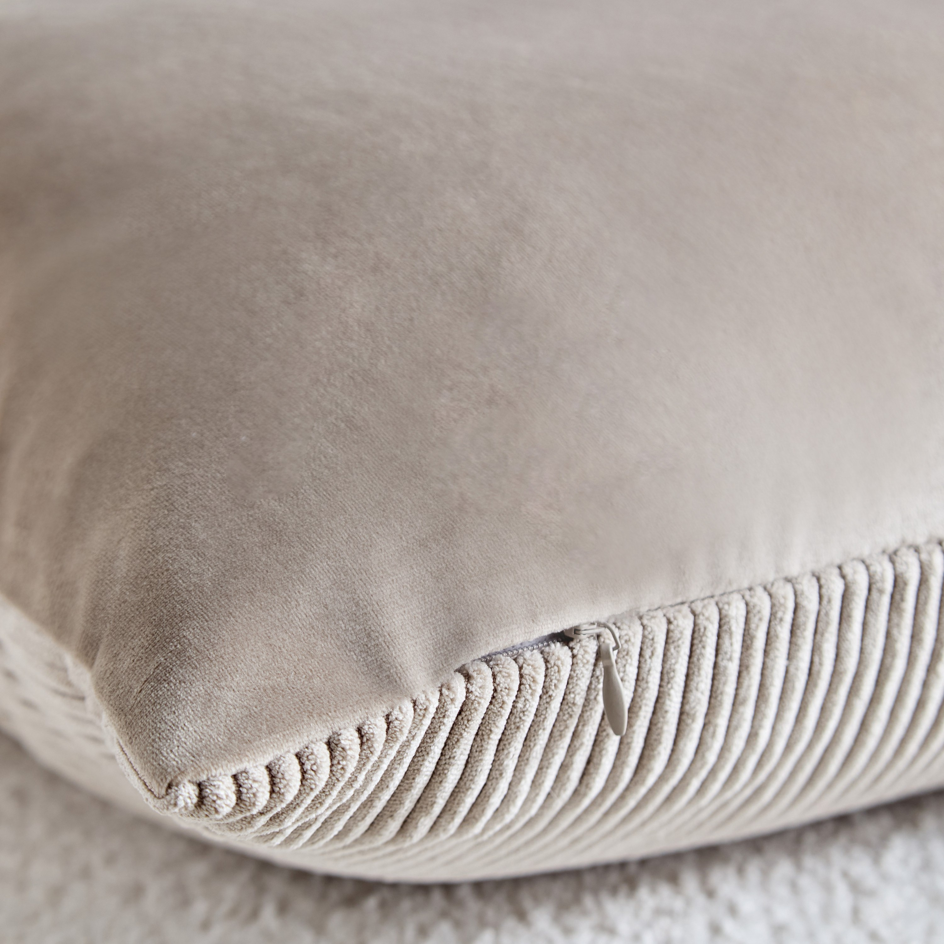 VelvetEase Corduroy Cushion Cover - 45x45 cm-hbxhomeware-cushionsandcovers-cushioncovers-image-3