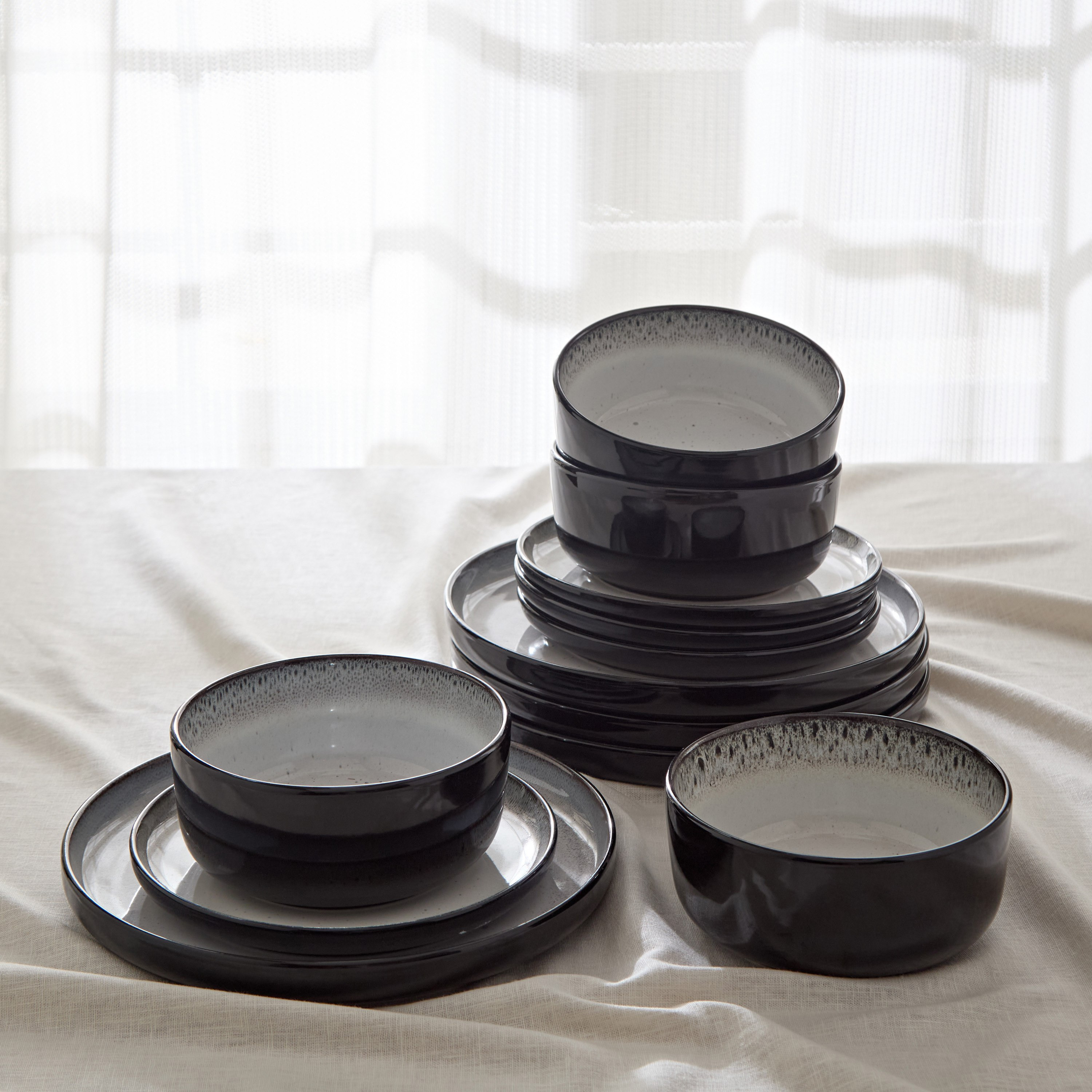 طقم عشاء فخار 12 قطعة إيدج من إليجنزا - 4 أفراد-hbxhomeware-hbxkitchen-image-2