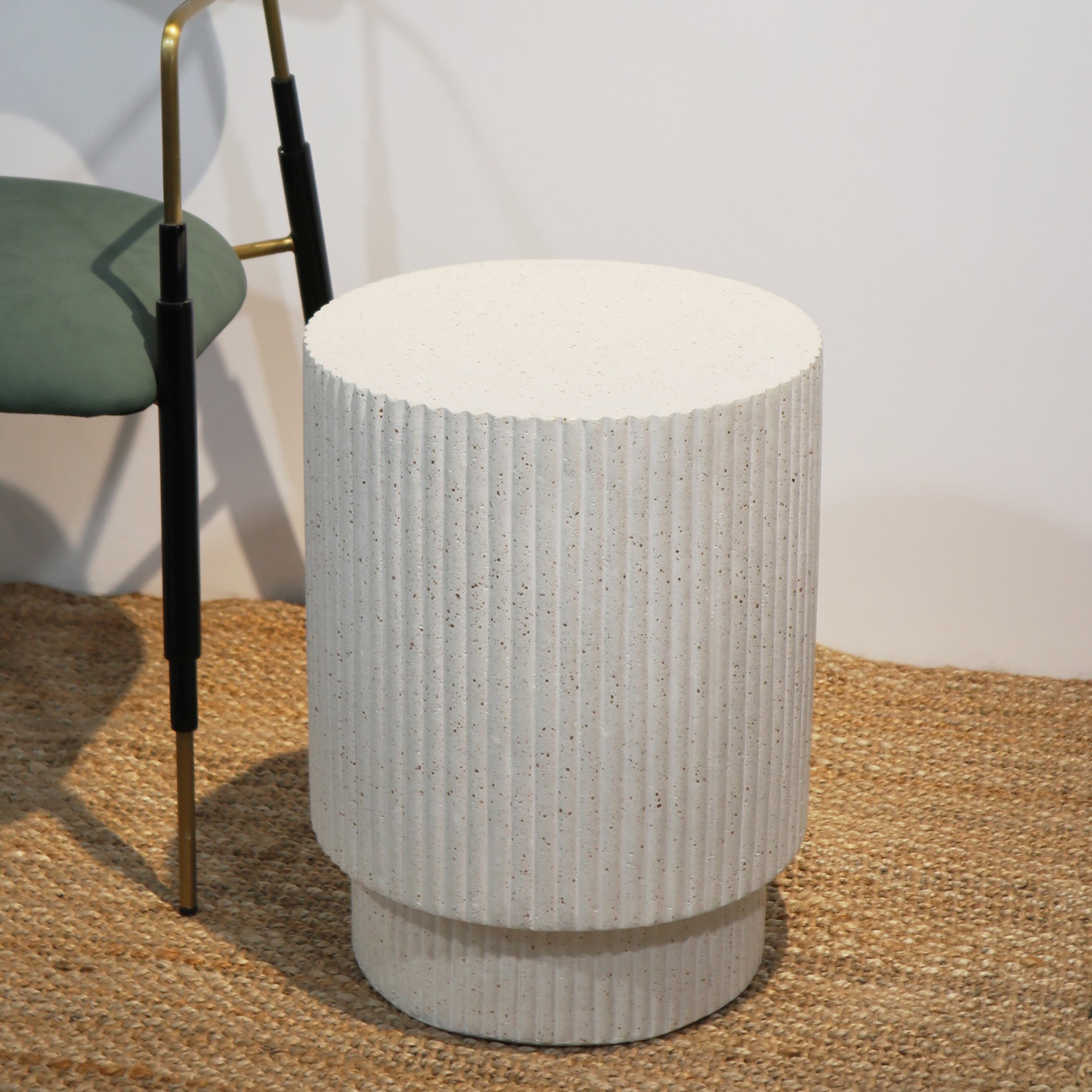 طاولة جانبية مزيّنة للمساحات الخارجية والداخلية من فيرا هيكتور-hbxfurniture-livingroom-endtables-image-3