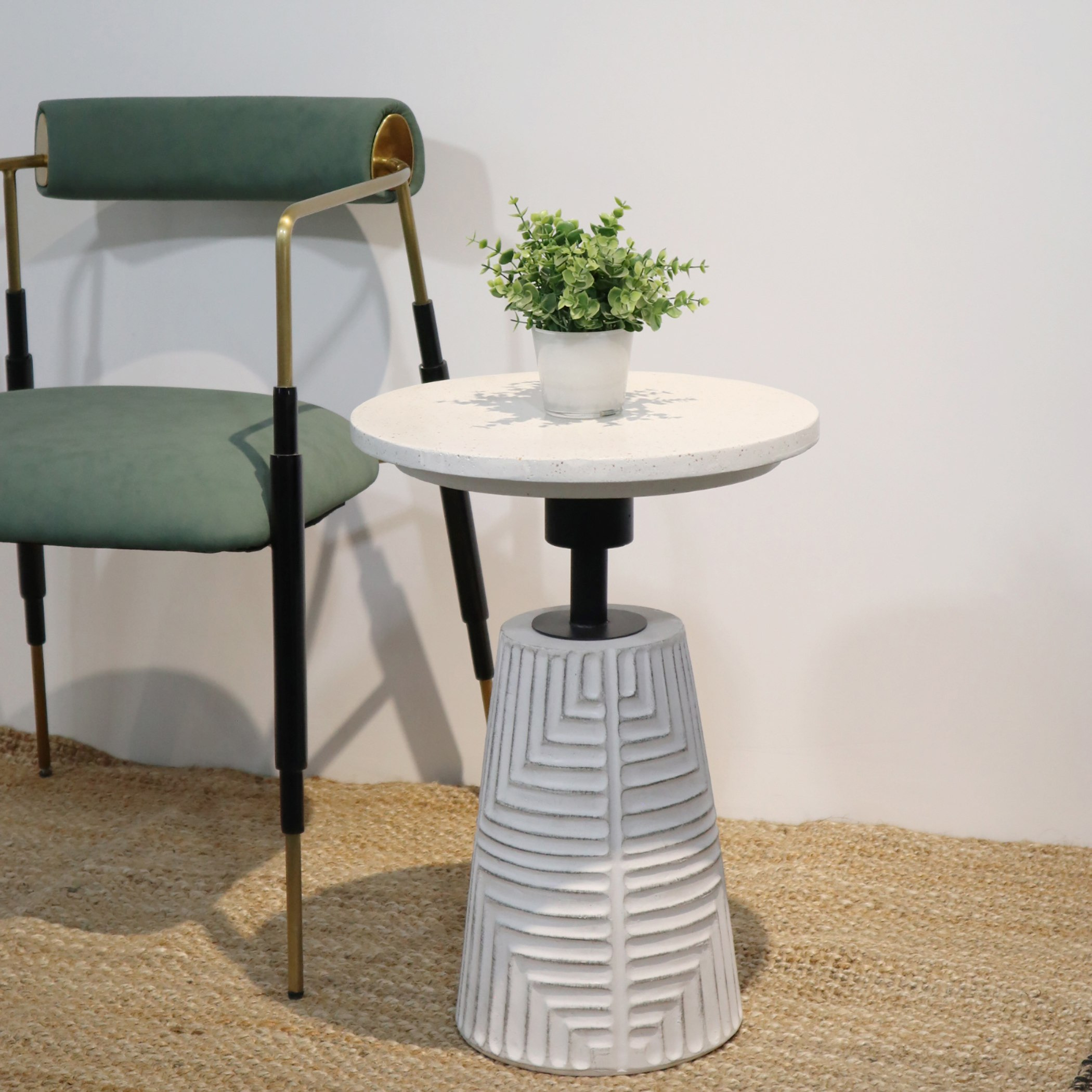 طاولة جانبية للأماكن الداخلية والخارجية من فيرا سانت-hbxfurniture-livingroom-endtables-image-1