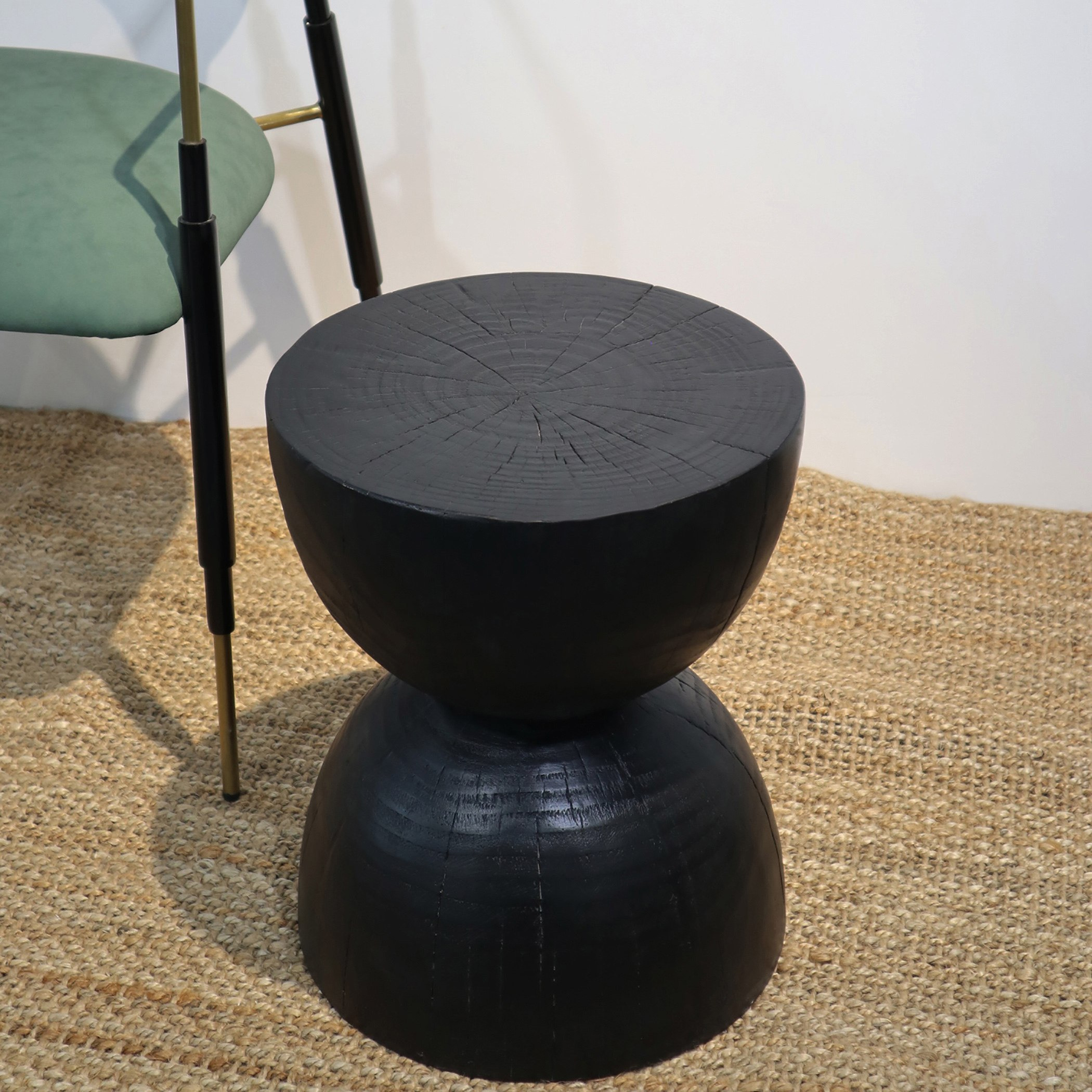 طاولة فردية بوليريسين من باجيرا-hbxfurniture-livingroom-endtables-image-3