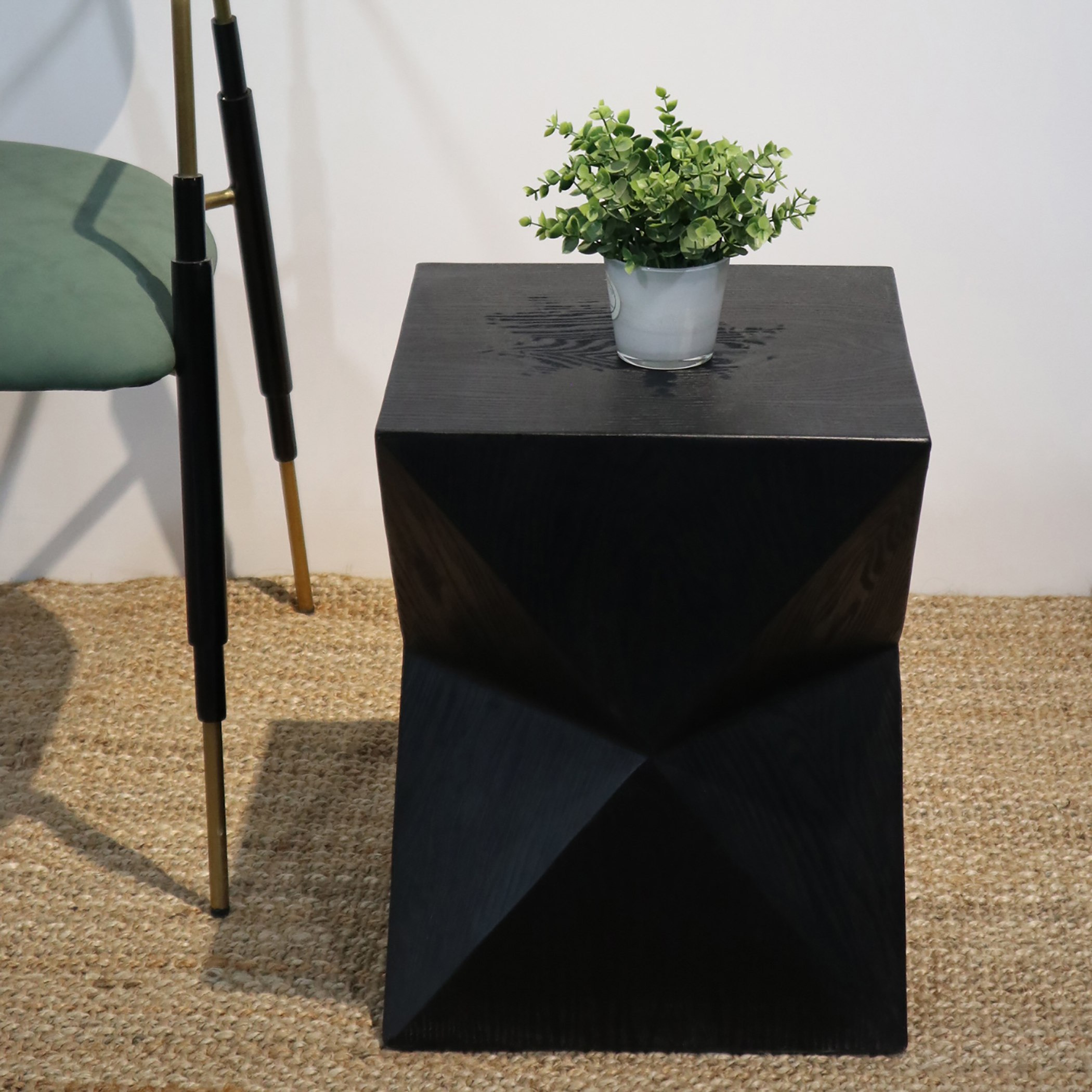 Bonnie Polyresin Accent Table-hbxfurniture-livingroom-endtables-image-6