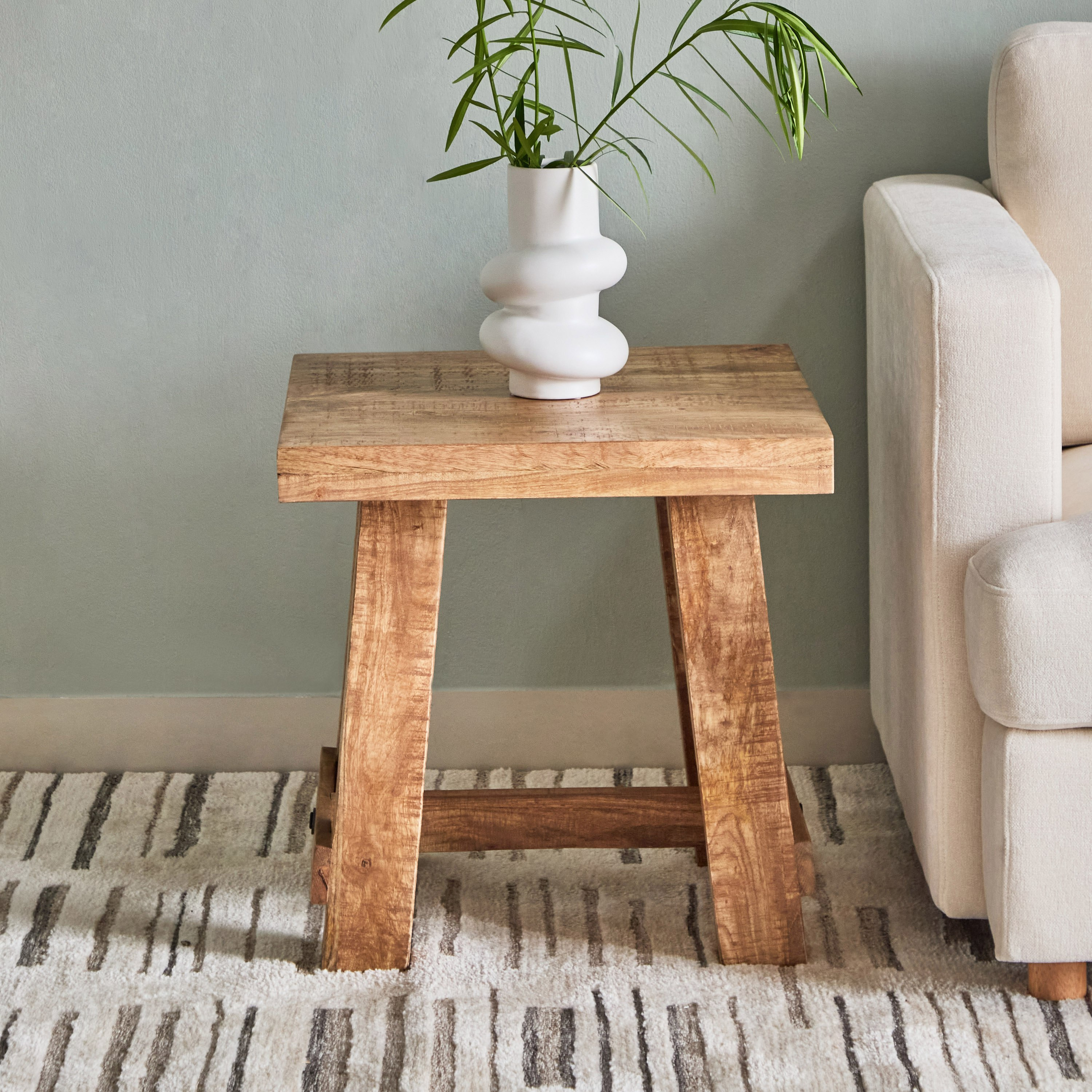 Vendra Kinston Solid Wood End Table-hbxfurniture-livingroom-endtables-image-2