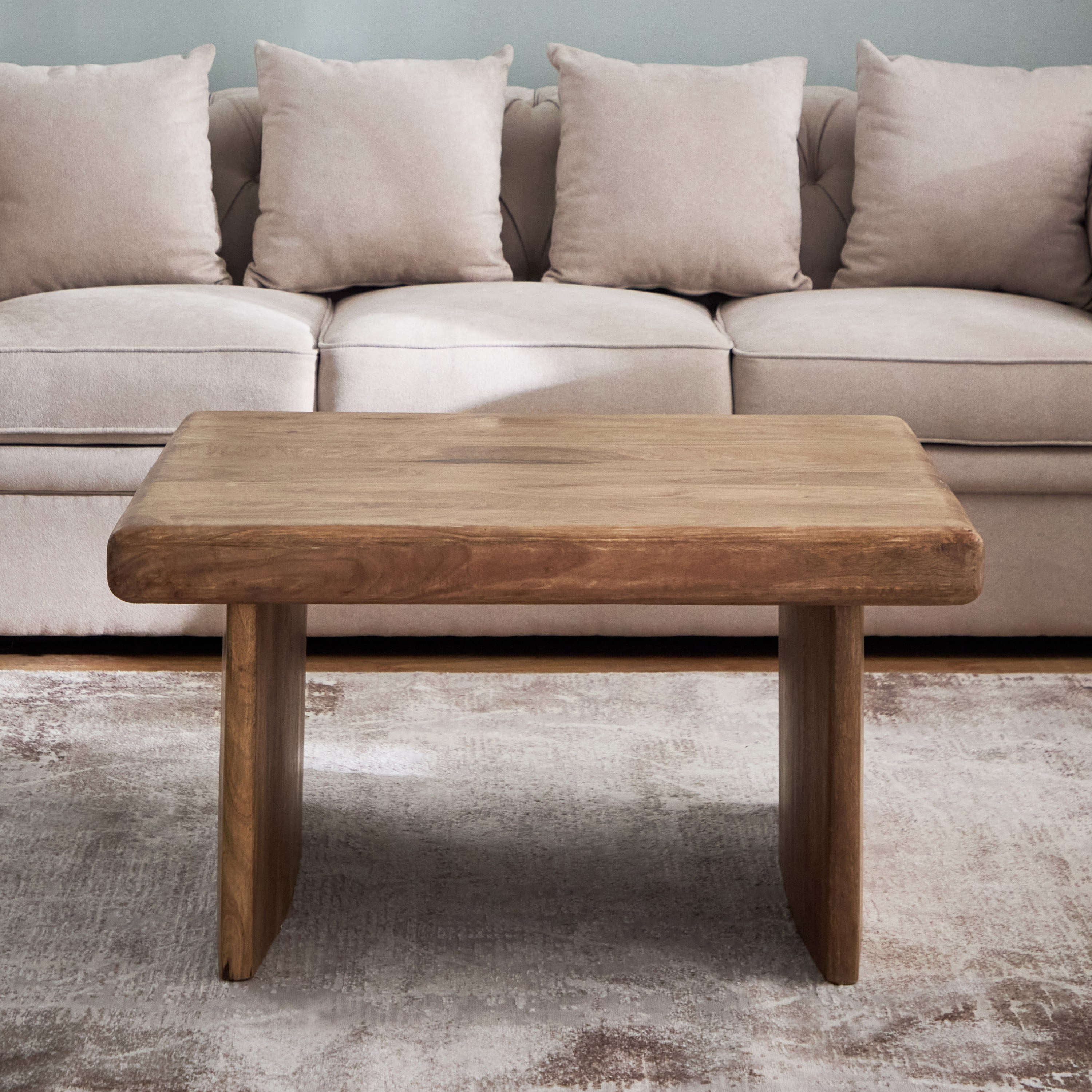 طاولة قهوة من الخشب الصلب - كلايتون من كافون-PROMO_HB_UAE_THRESHOLD_Furniture_020426-image-3