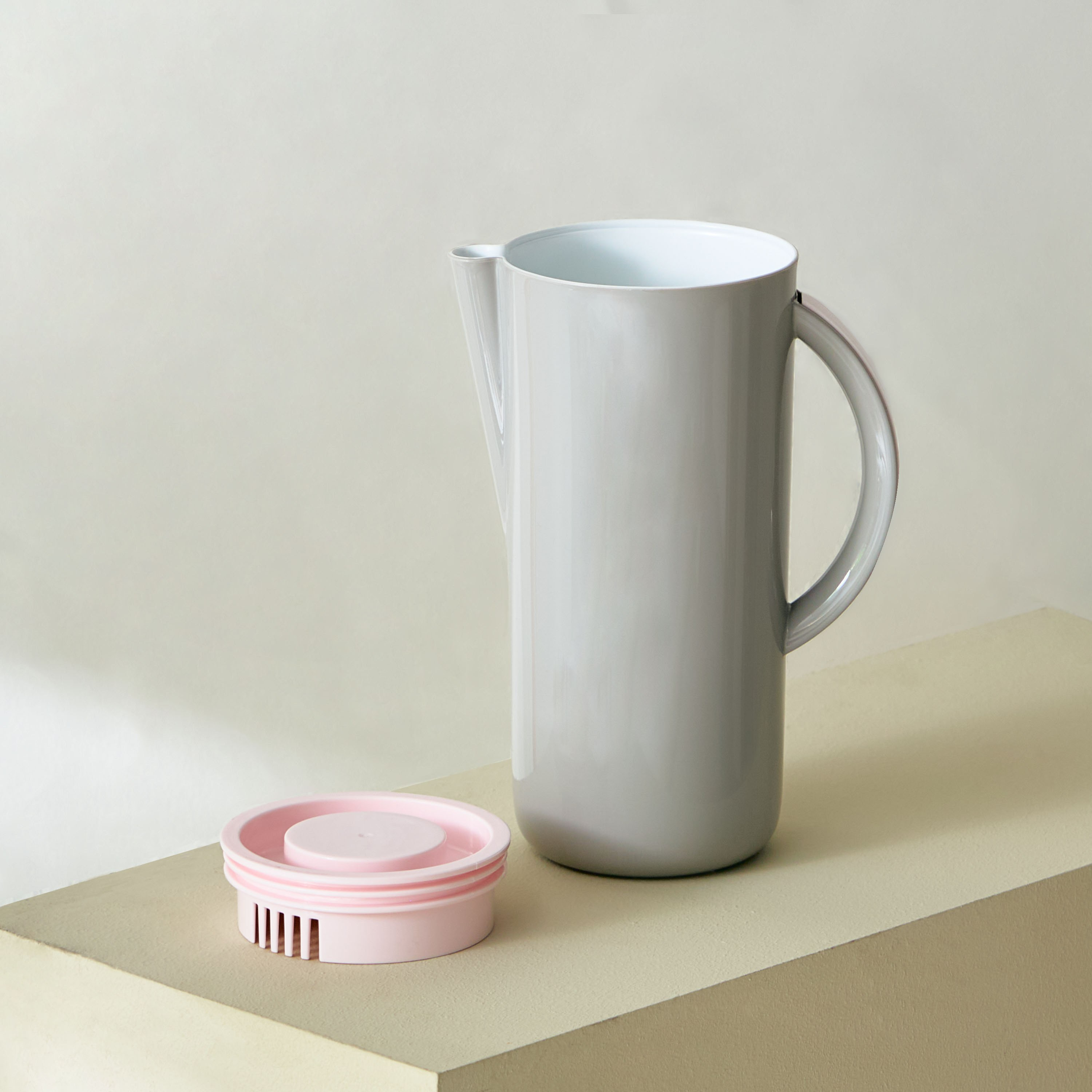 Fusion Sense Two Tone Jug - 1.6 L-hbxhomeware-diningandtabletop-jugs-image-2