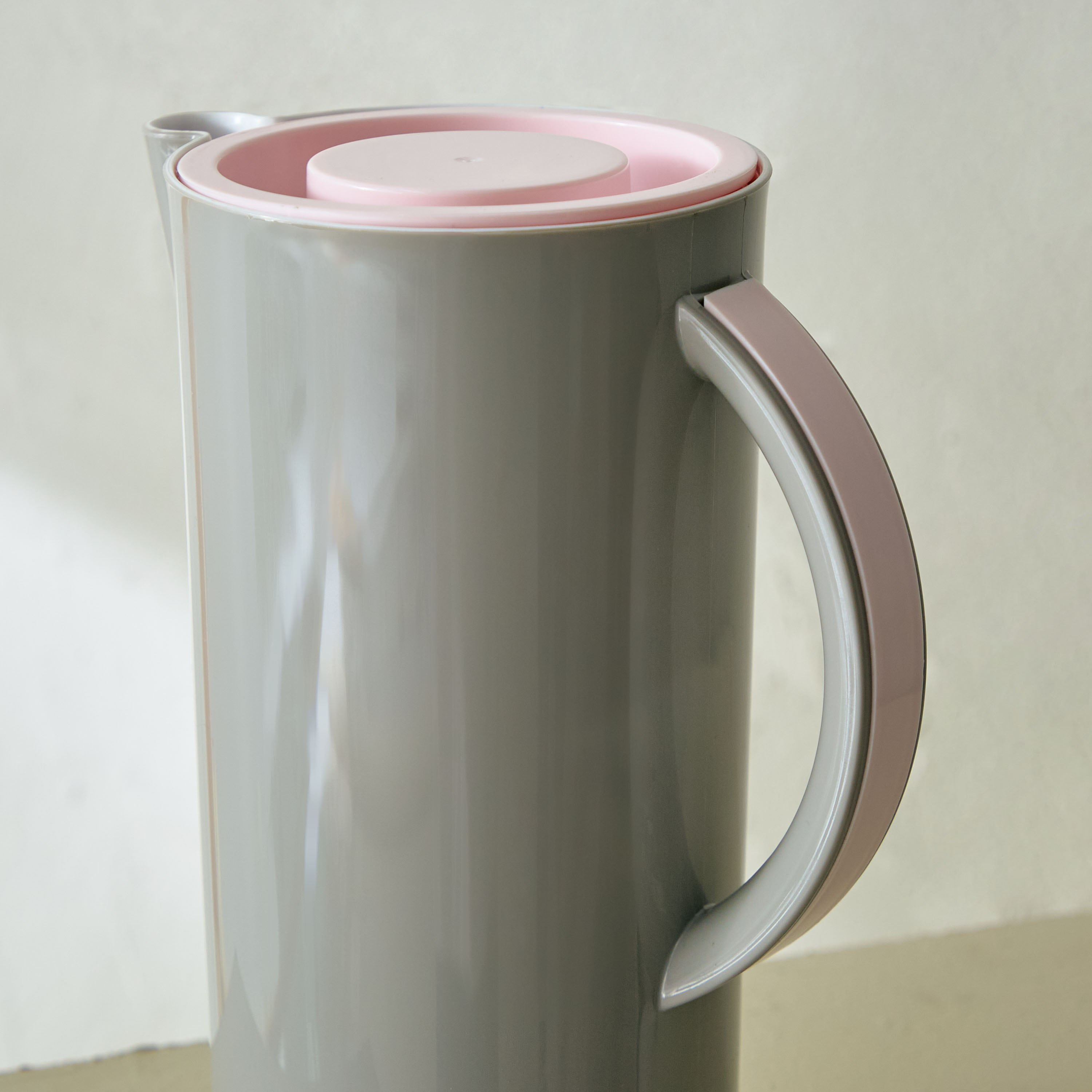Fusion Sense Two Tone Jug - 1.6 L-hbxhomeware-diningandtabletop-jugs-image-4