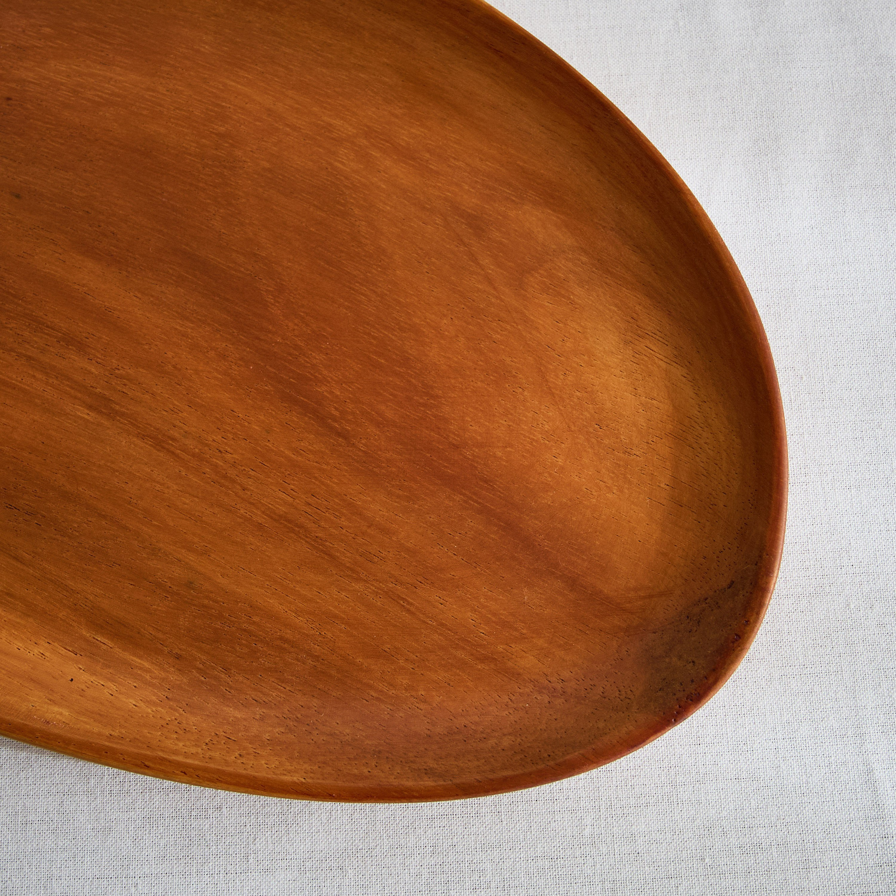 صينية تقديم خشبية - 41x29x2.5 سم-hbxdecorandfurnishings-tabletop-serveware-image-3