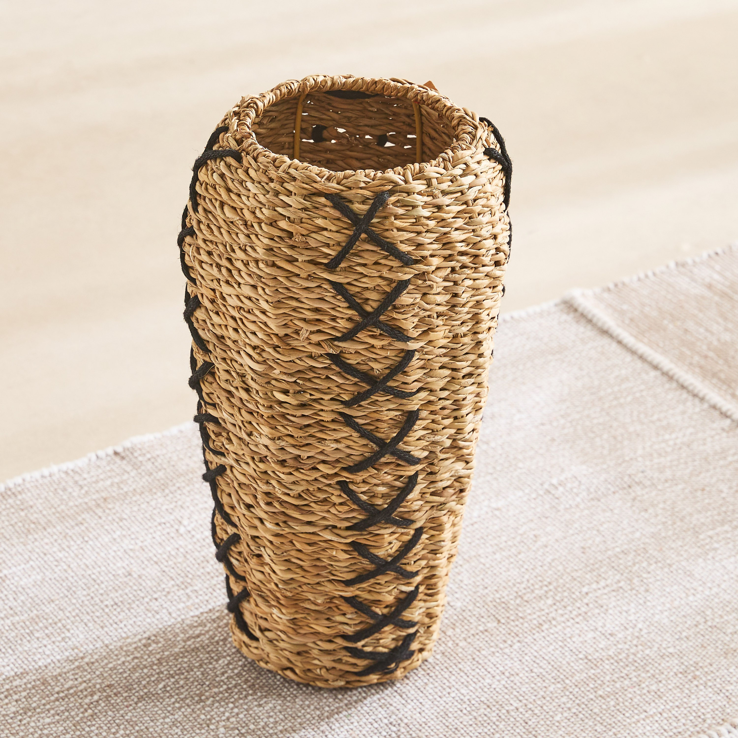 Naturaloom Sea Grass Conical Vase - 15x22x40 cm-hbxbedroom-decorandaccessories-vases-image-2