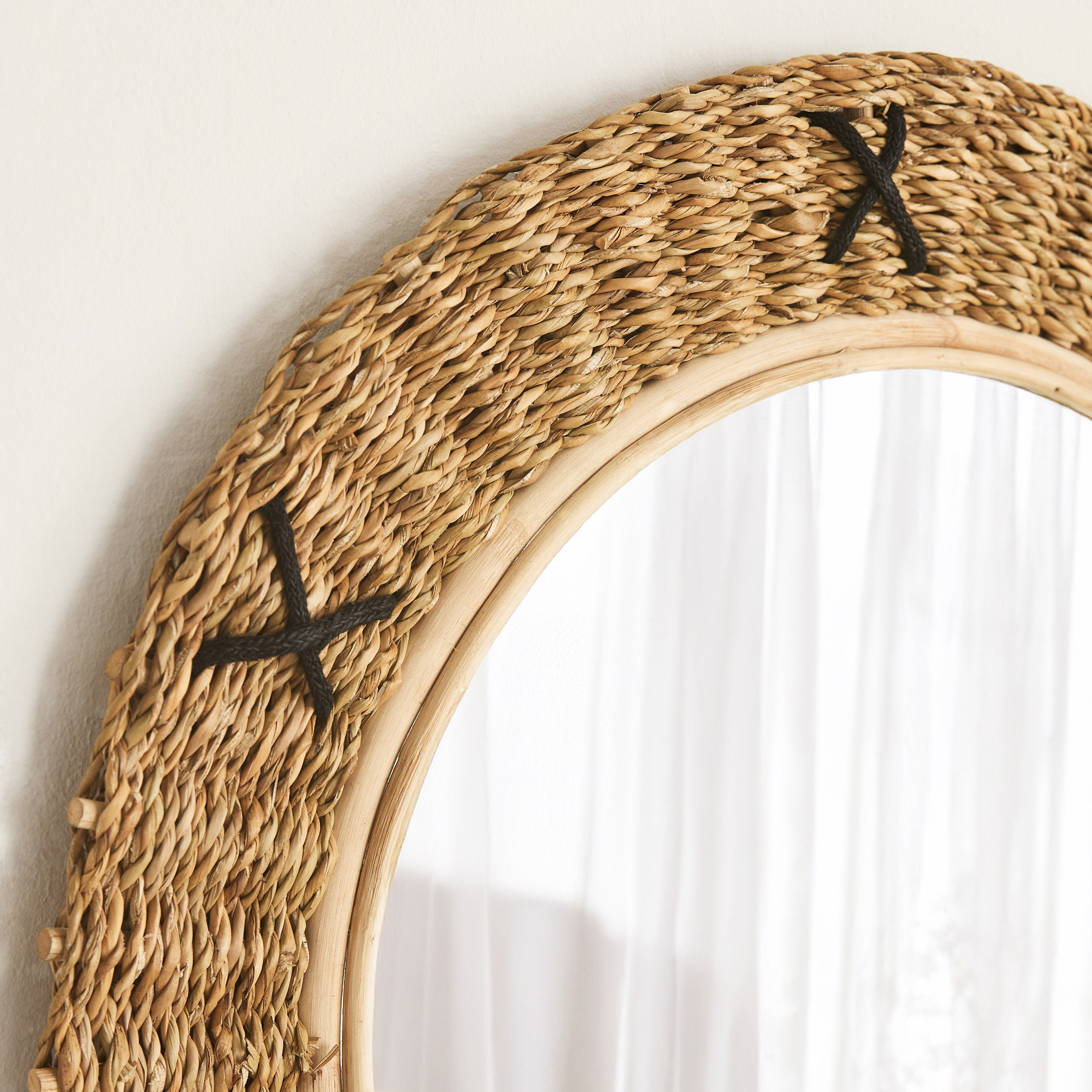 Naturaloom Rattan Round Mirror - 56 cm-hbxhomeware-hbxdecorandfurnishings-image-3