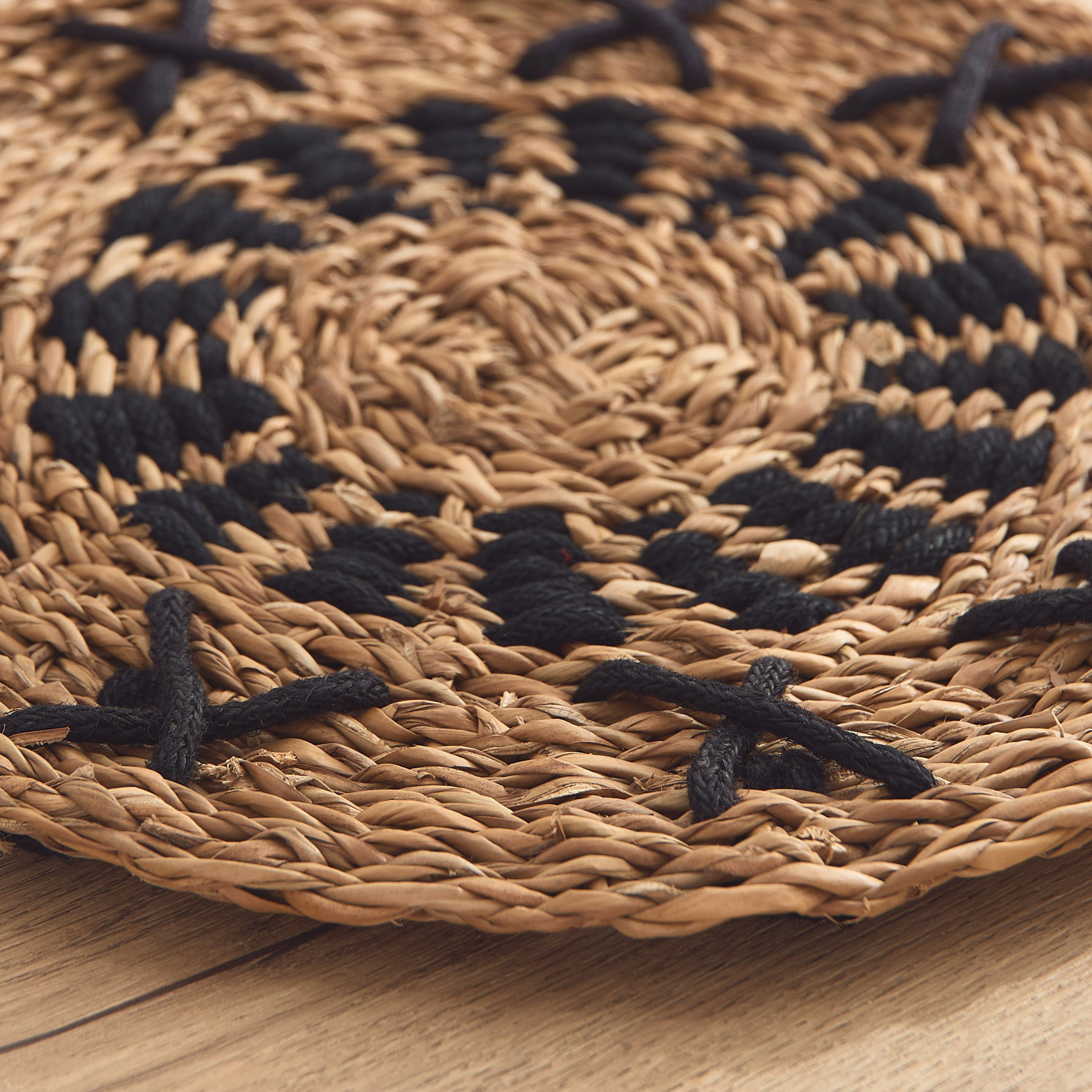 لبادة صحون من ناتشورالوم - 35 سم-hbxdecorandfurnishings-homefurnishings-tablelinens-image-3