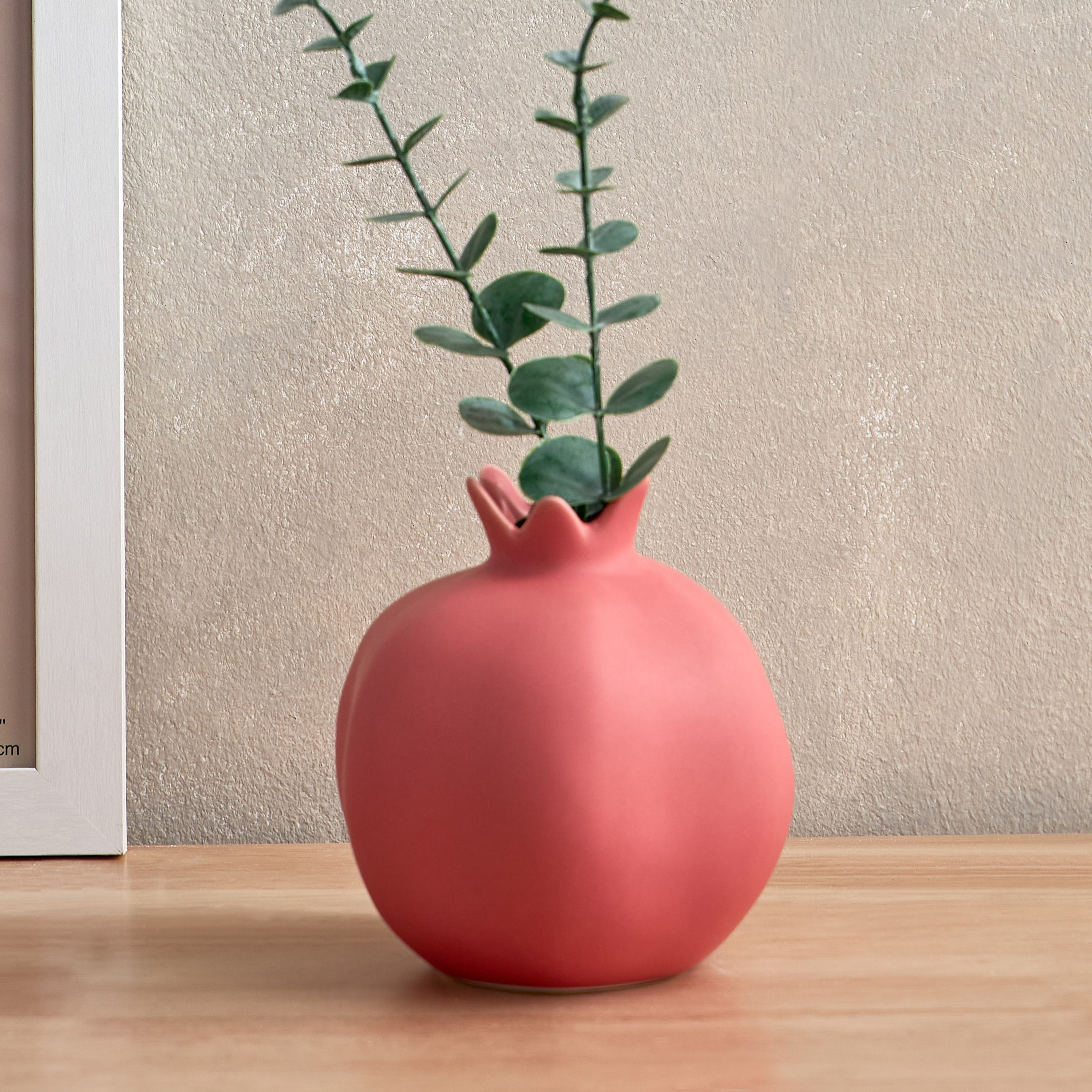 مزهرية سيراميك بتصميم رمان من كامبريا- 13x13x13.3 سم-hbxbedroom-decorandaccessories-vases-image-1