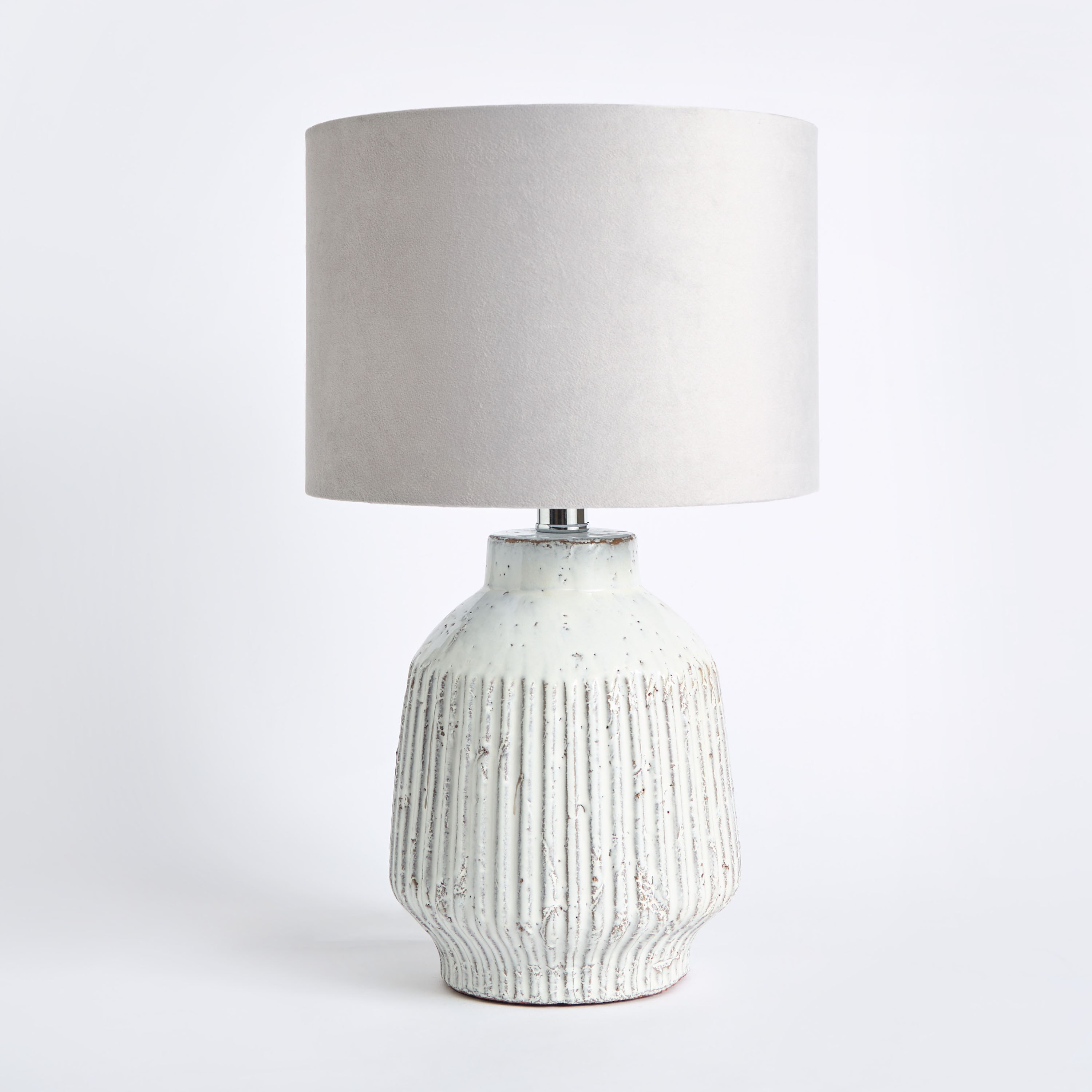 مصباح طاولة بقاعدة وغطاء مخملي من هاربر - 49 سم-hbxbedroom-lighting-tablelamps-image-5