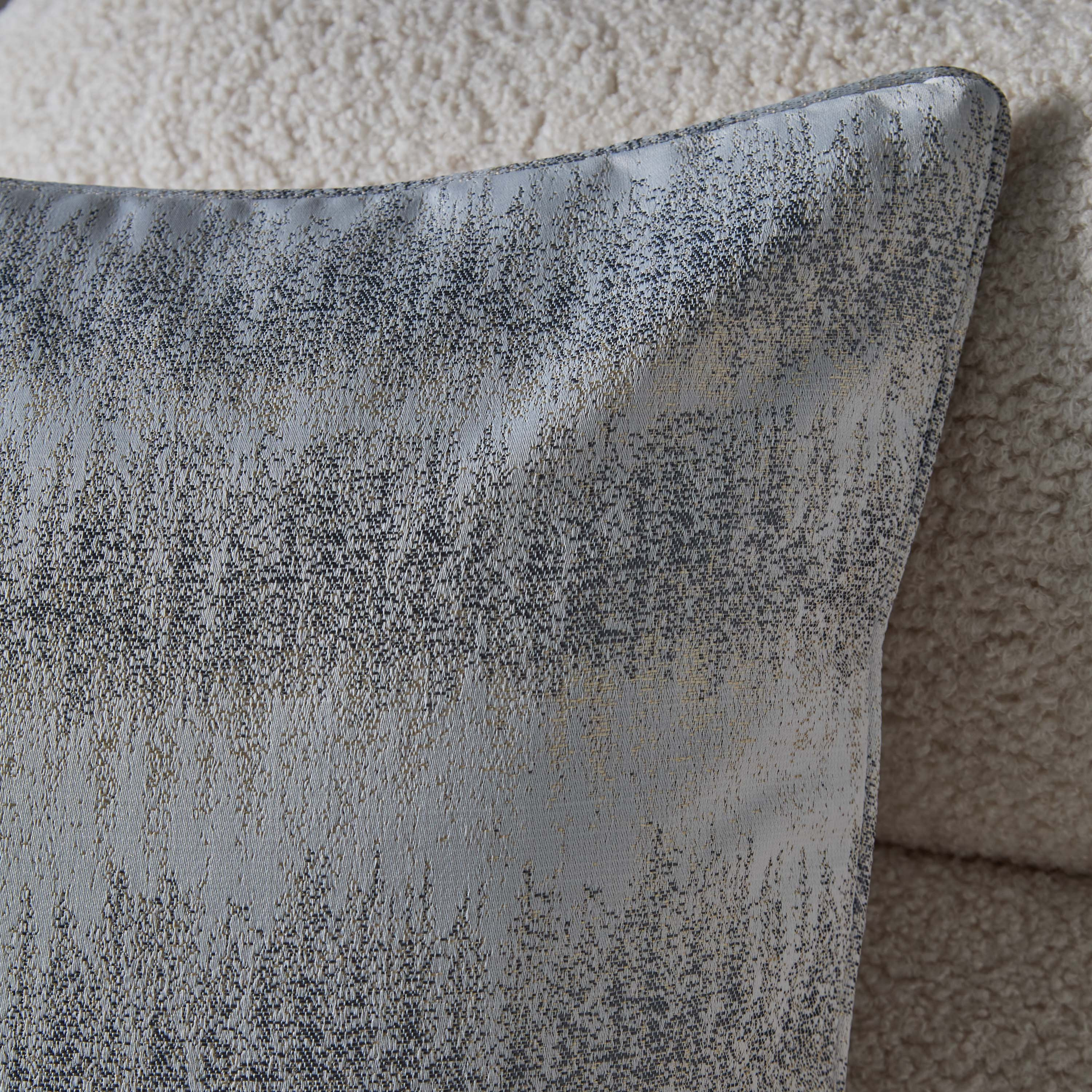 Emma Taylor Jacquard Cushion Cover - 40x40 cm-hbxhomeware-hbxbedroom-image-2