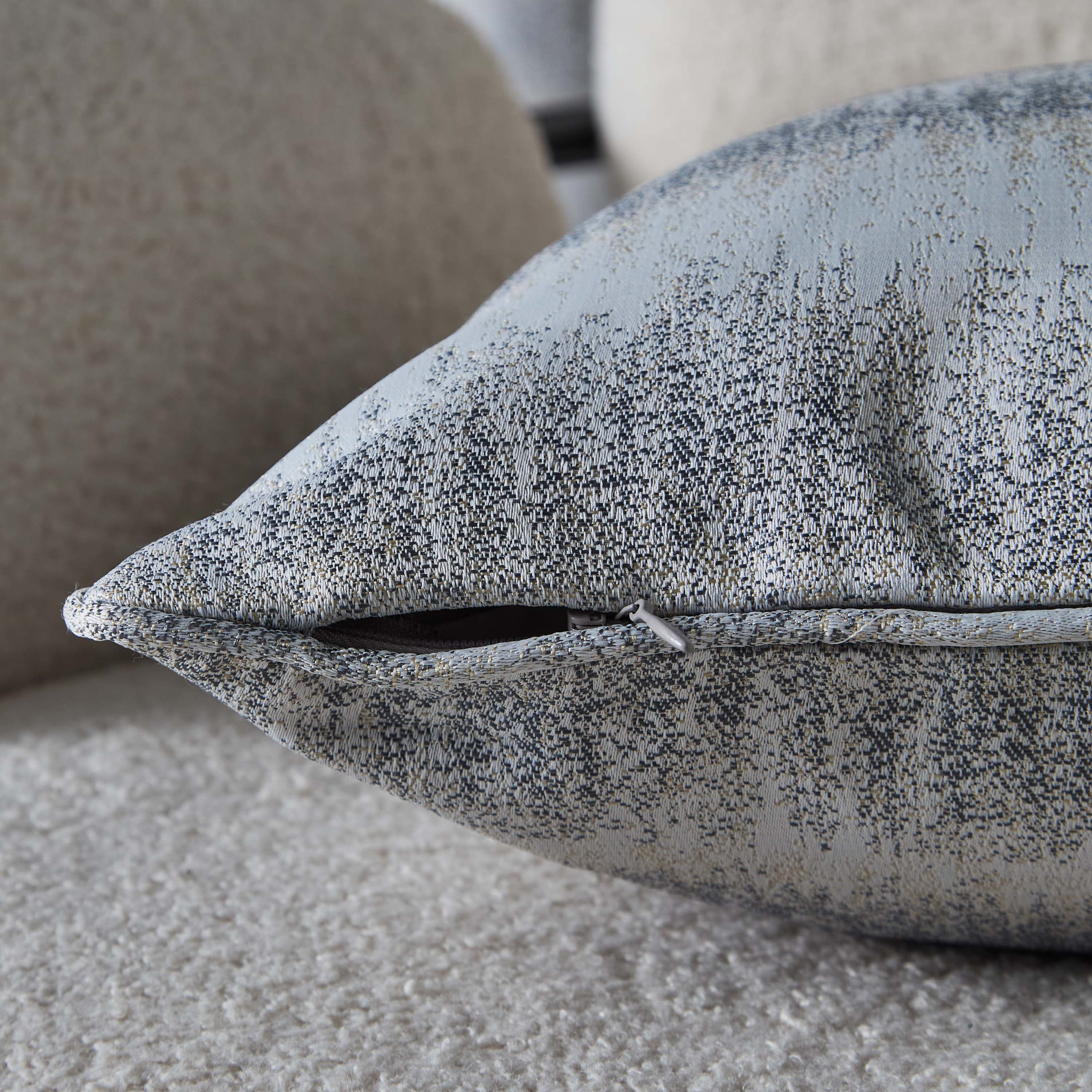 Emma Taylor Jacquard Cushion Cover - 40x40 cm-hbxhomeware-hbxbedroom-image-3