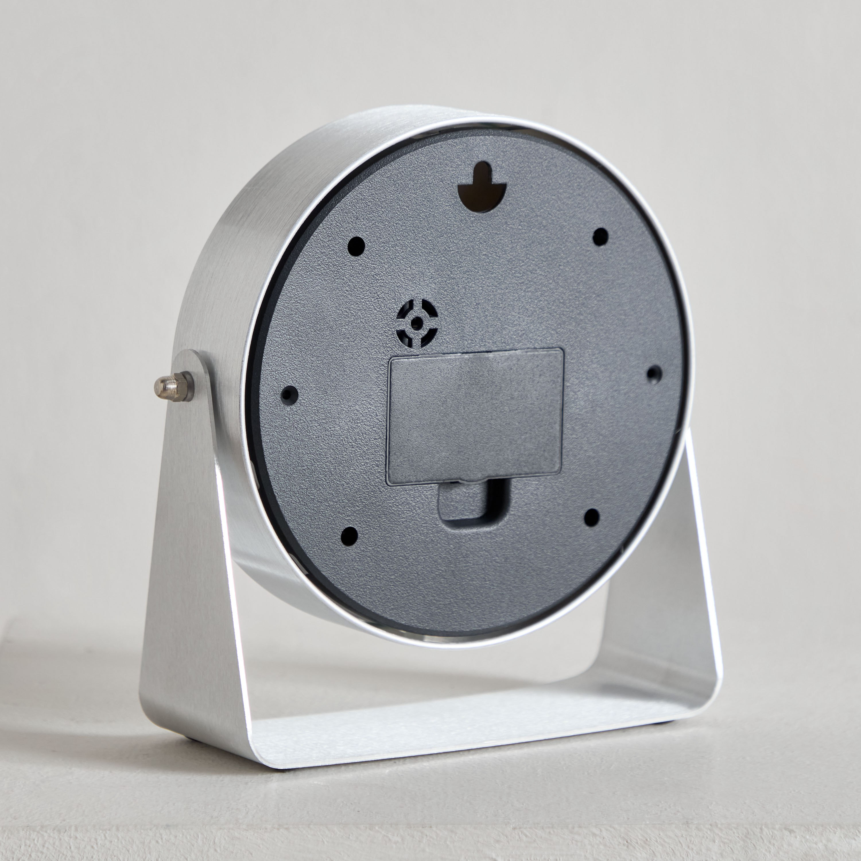 ساعة طاولة ألمونيوم من ماسون - 17.5x6x17.8 سم-hbxdiningroom-decorandaccessories-clocks-image-3
