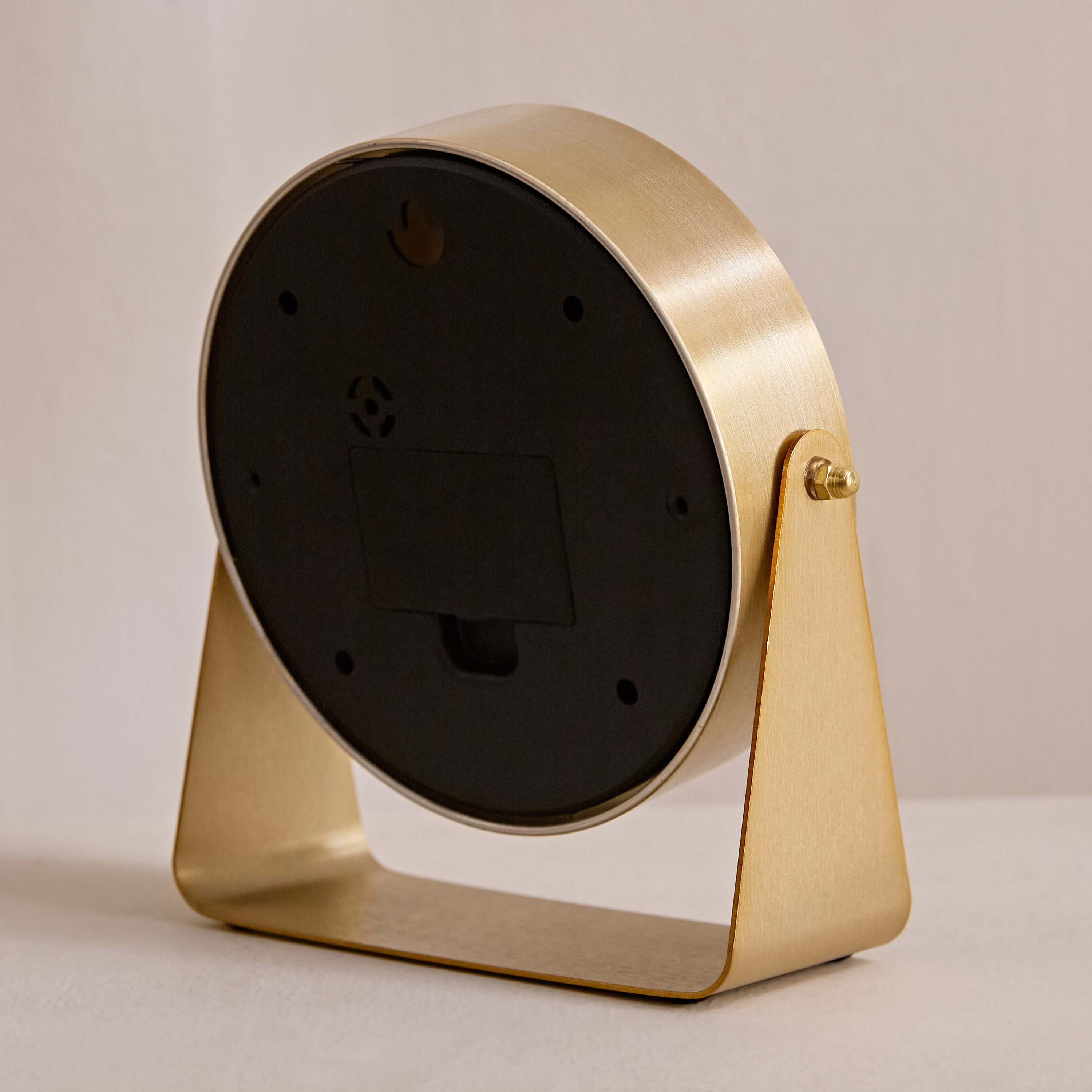ساعة طاولة ألومنيوم من ماسون - 17.5x6x17.8 سم-hbxdiningroom-decorandaccessories-clocks-image-3