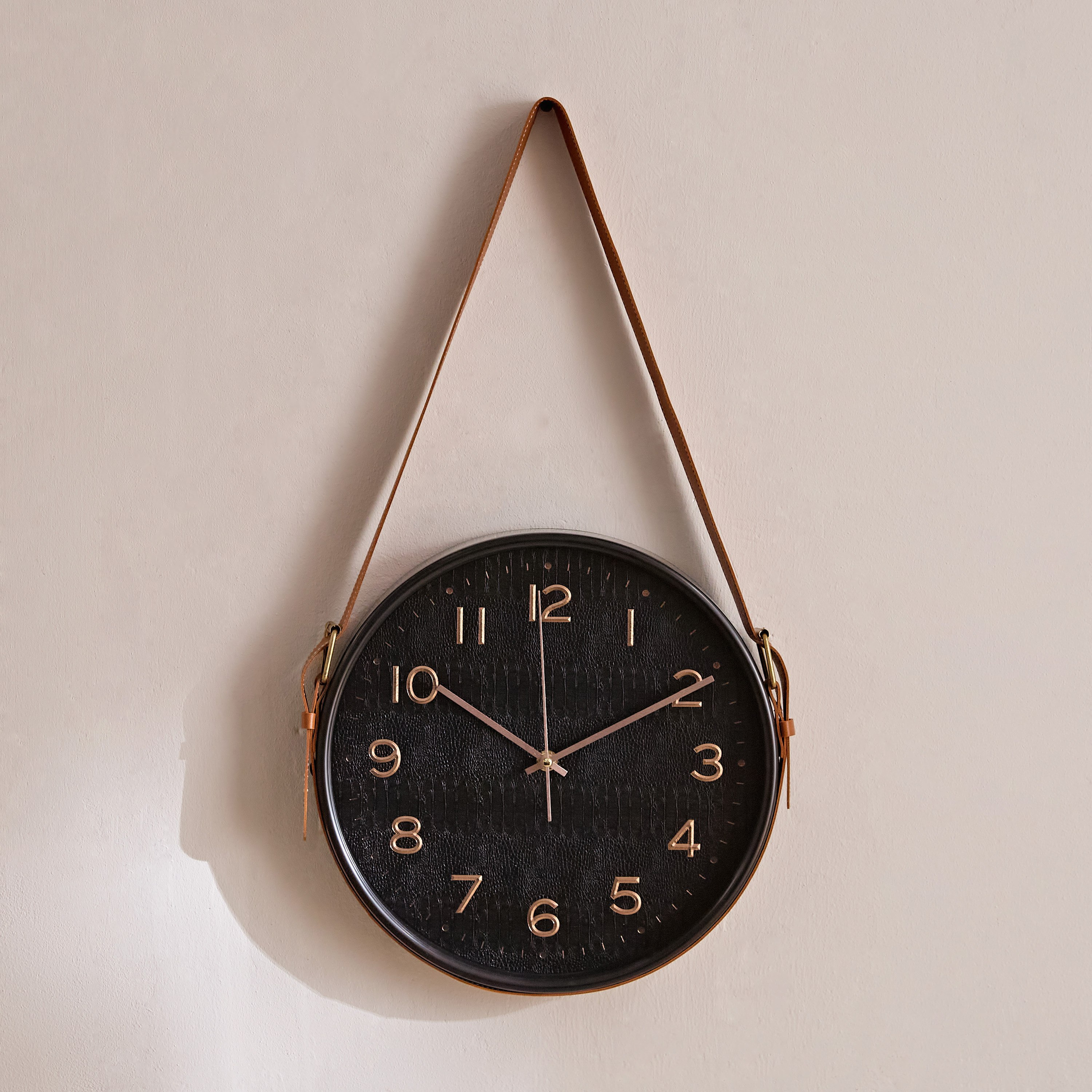 ساعة حائط بحزام من ماسون - 31x4.7x60 سم-hbxdiningroom-decorandaccessories-clocks-image-2