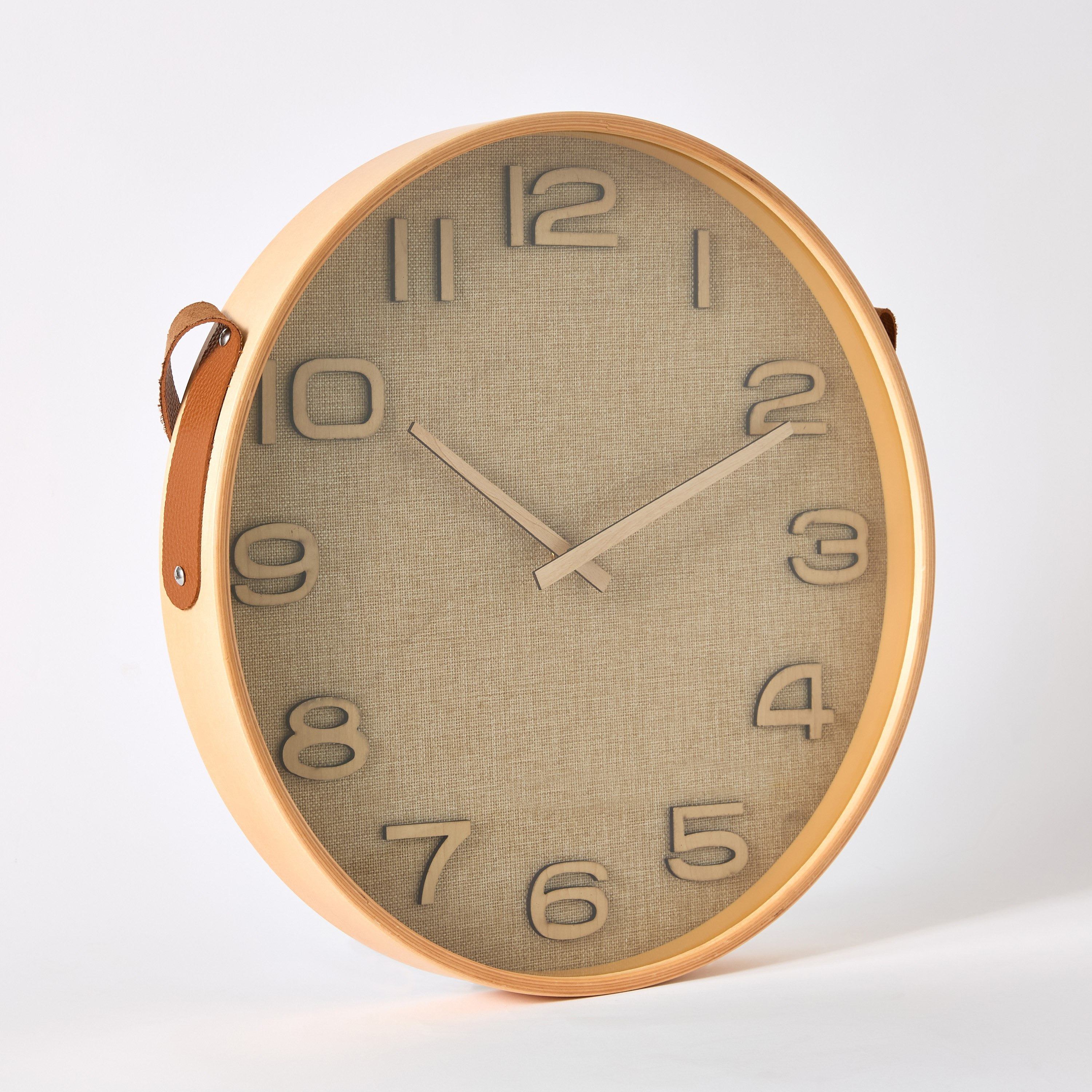 ساعة حائط خشب بحزام وأرقام ثلاثية الأبعاد من ماسون - 40.8x5x68 سم-hbxdiningroom-decorandaccessories-clocks-image-5