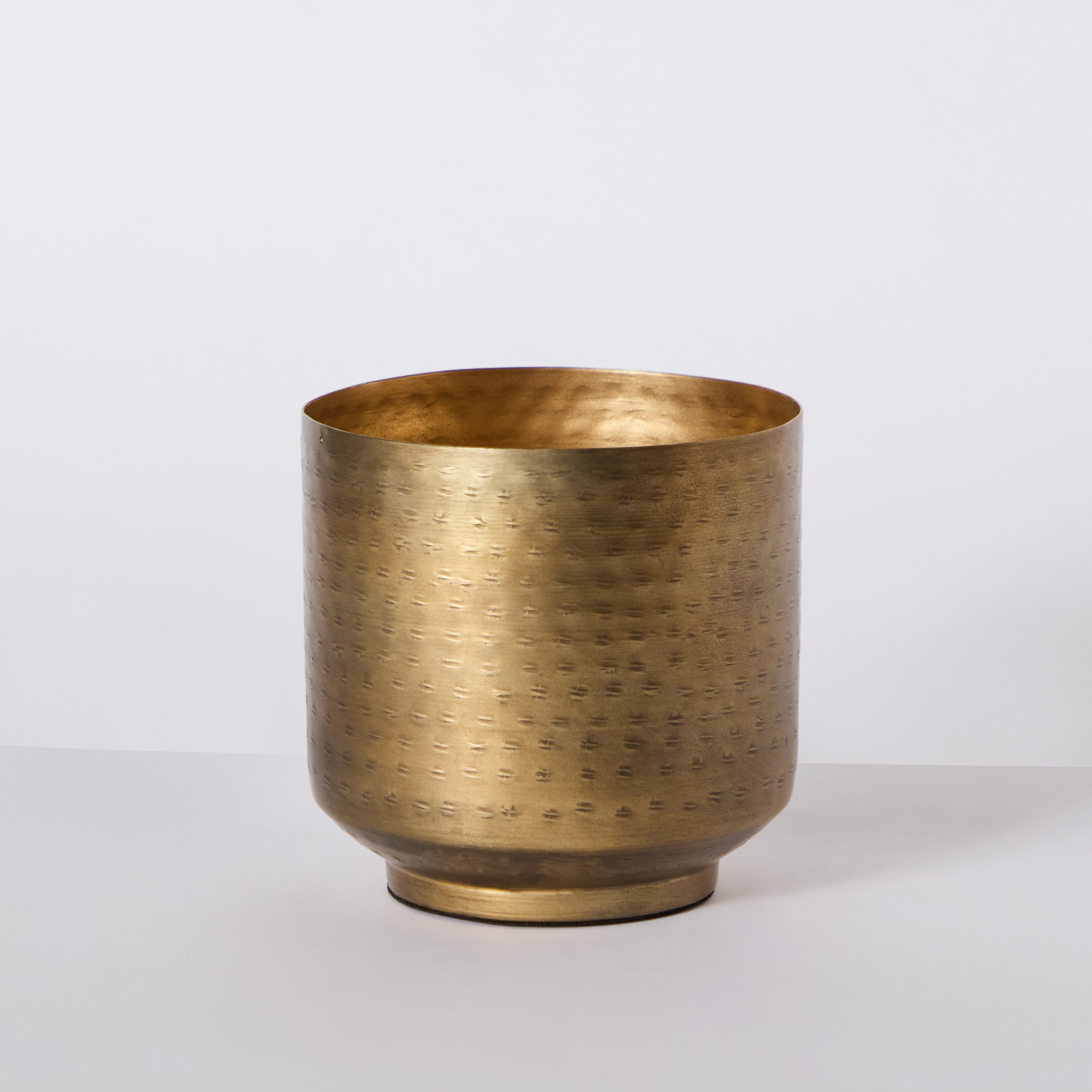 أصيص زرع معدني مستدير مستقيم مطروق من ليت - 15x15x14 سم-hbxhomeware-hbxdecorandfurnishings-image-5