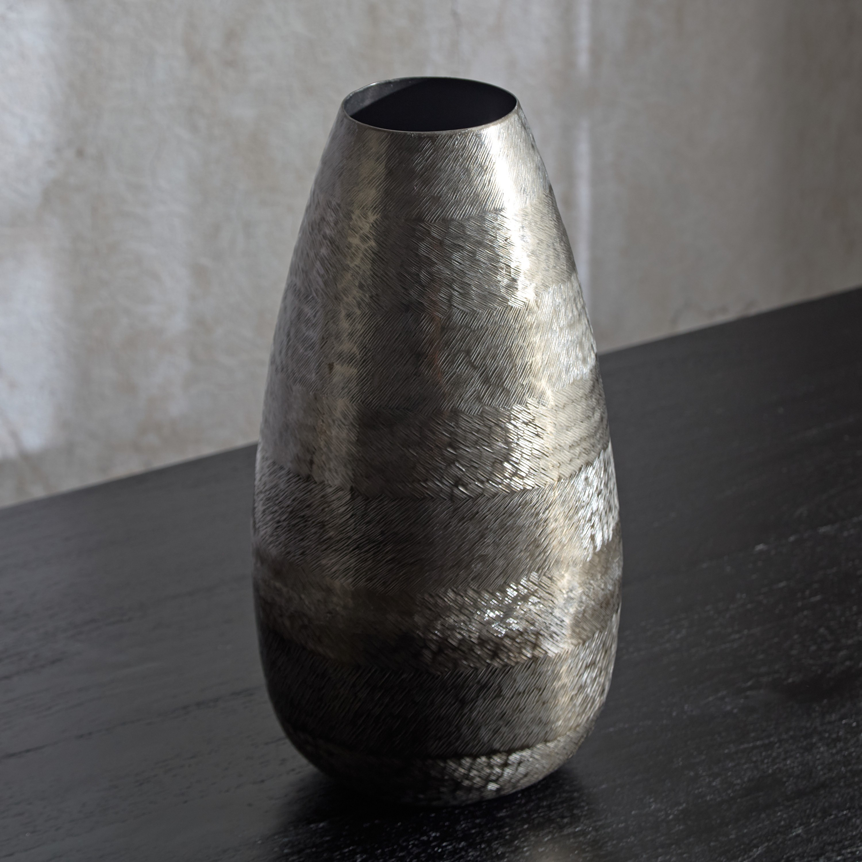 Litt Aluminum Zig Zag Etched Drop Vase - 19x19x39 cm-hbxbedroom-decorandaccessories-vases-image-2