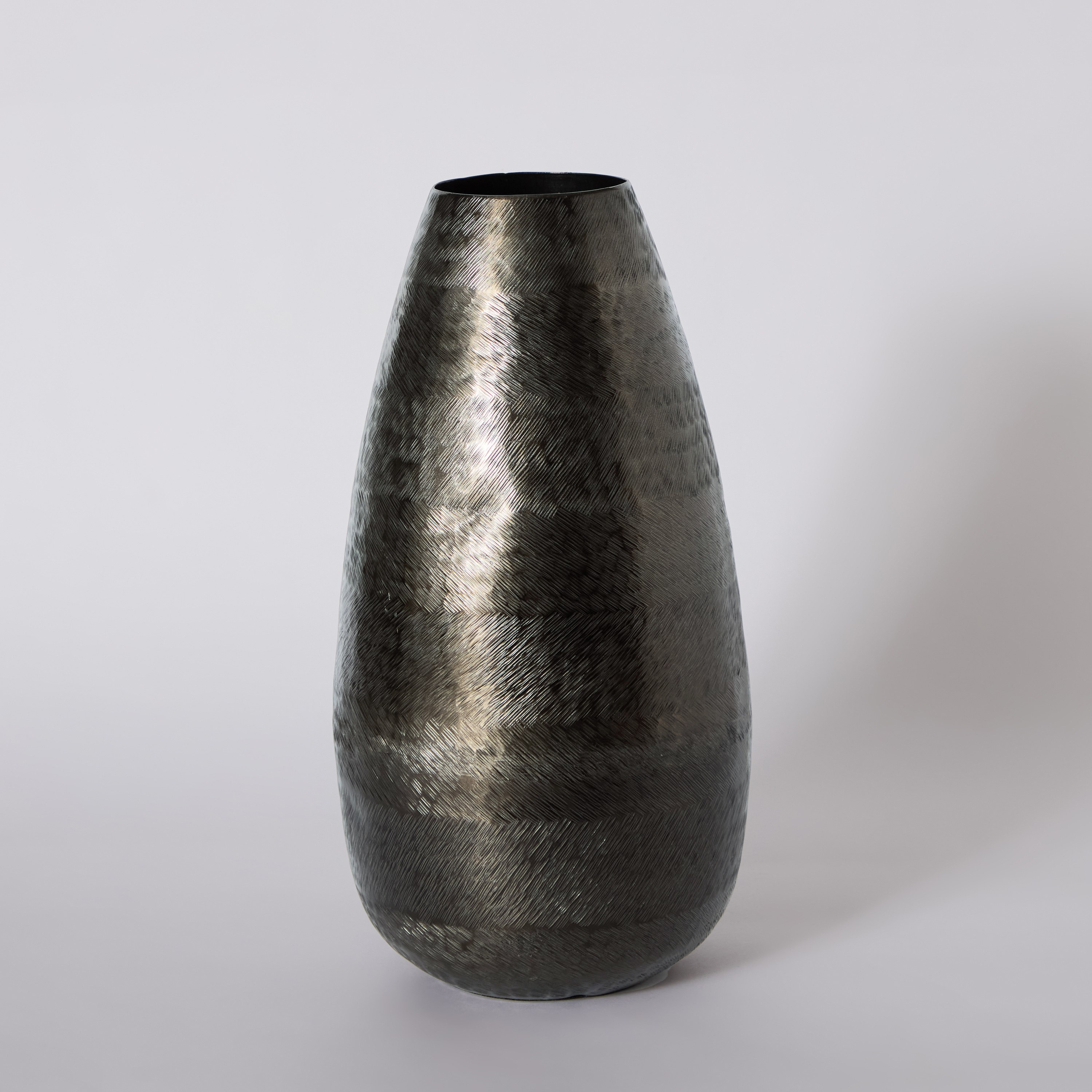 Litt Aluminum Zig Zag Etched Drop Vase - 19x19x39 cm-hbxbedroom-decorandaccessories-vases-image-5